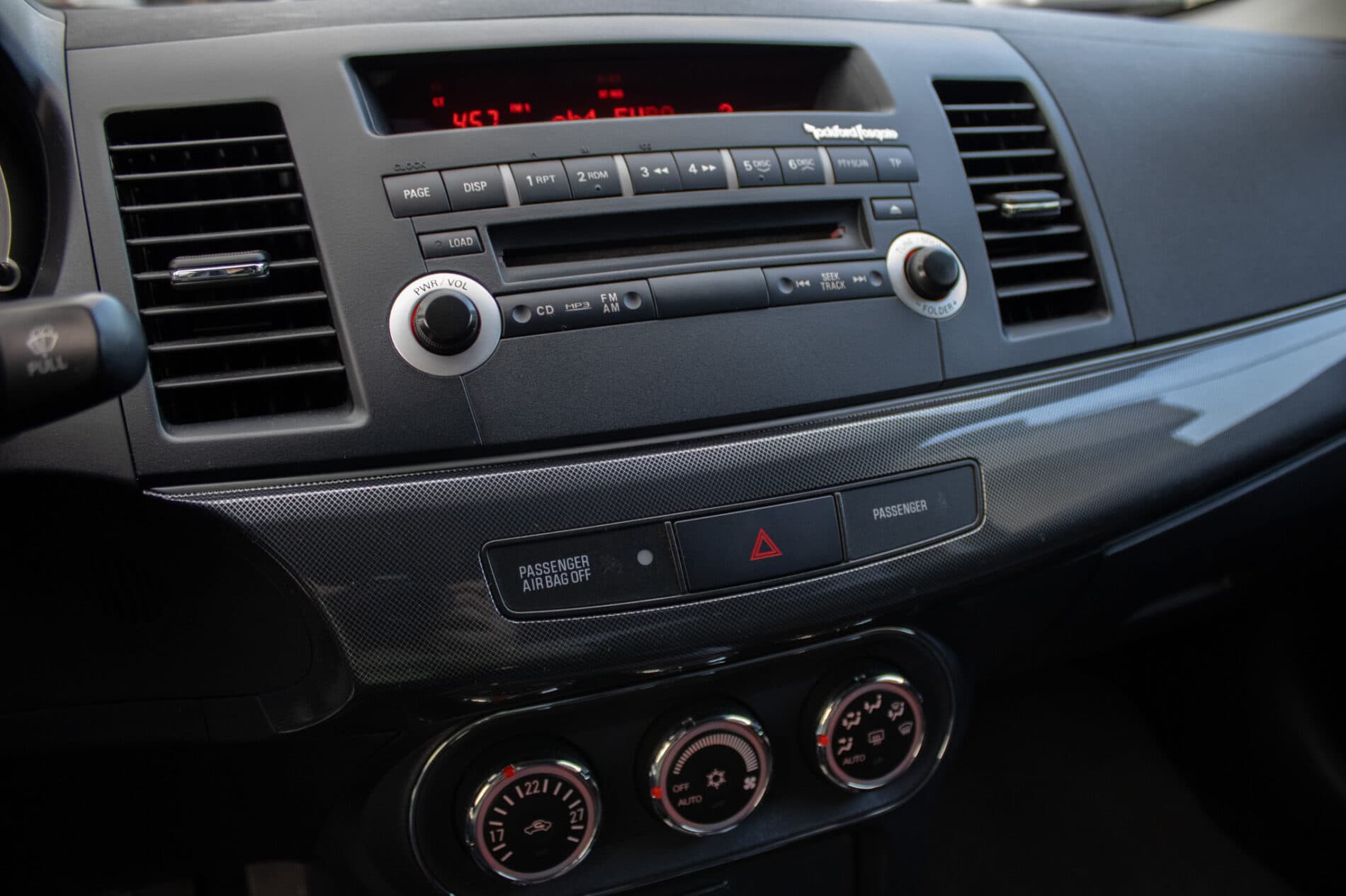 2011 Mitsubishi Lancer, šedá sedan, 178 968 km