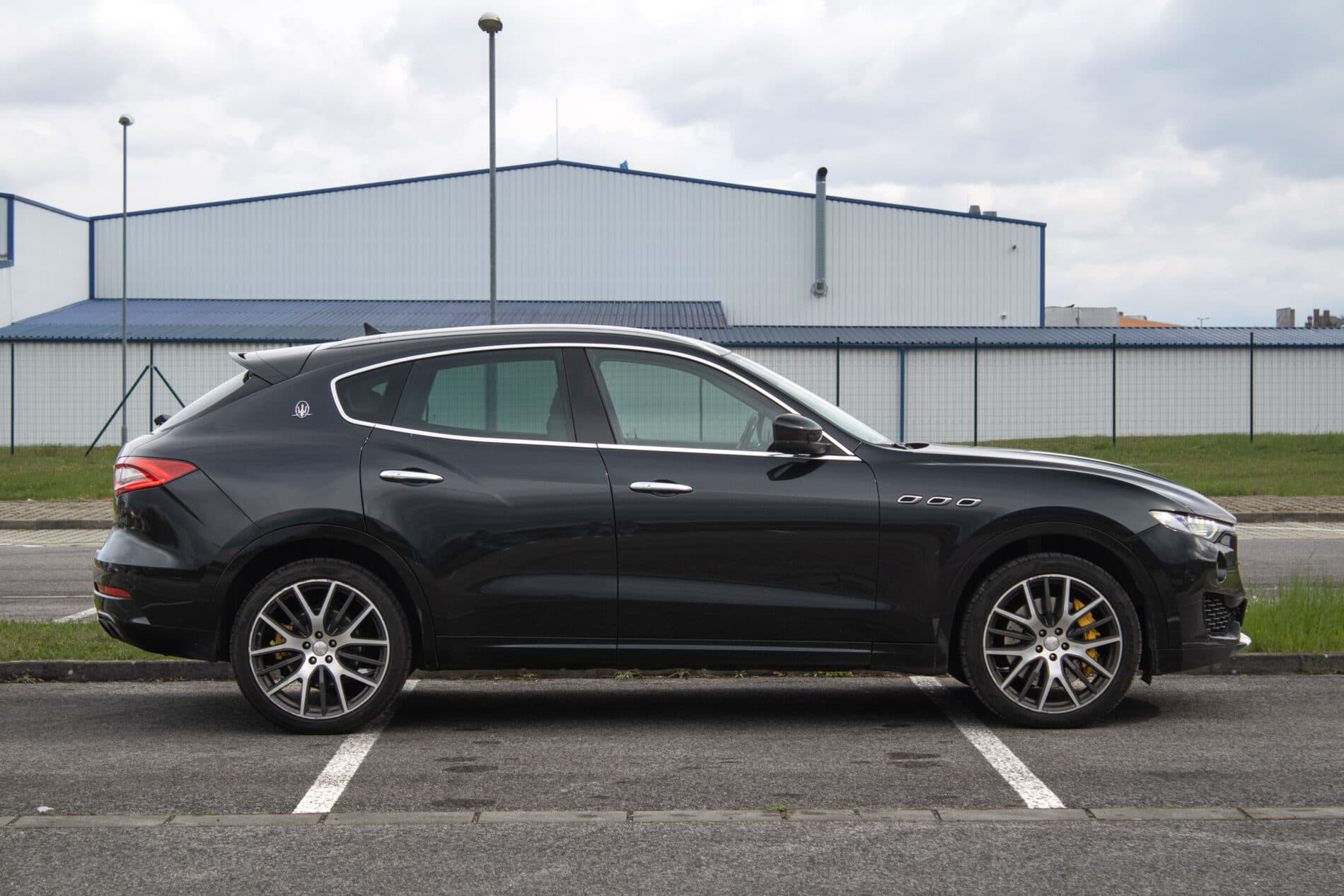 2017 Maserati Levante, černá suv, 212 484 km