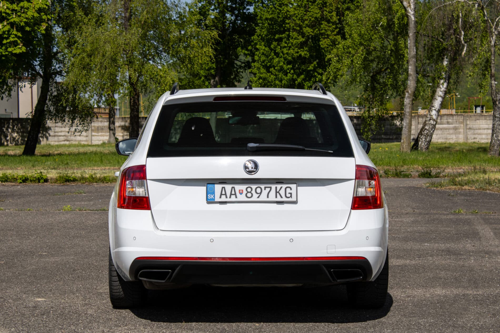 2015 Skoda Octavia RS, bílá kombi, 269 760 km