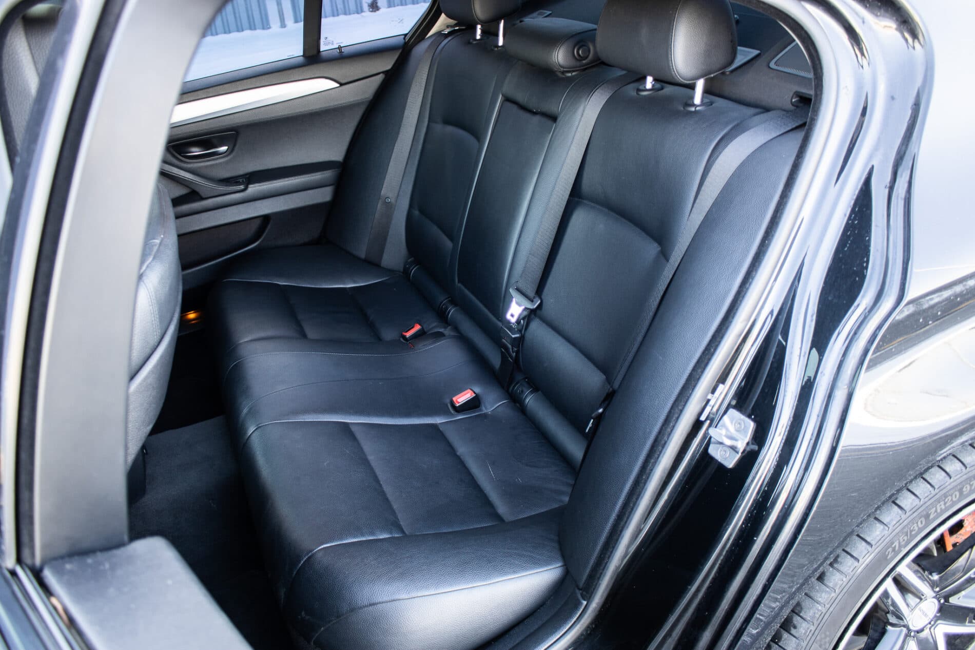 2012 BMW 535d, černá sedan, 303 563 km
