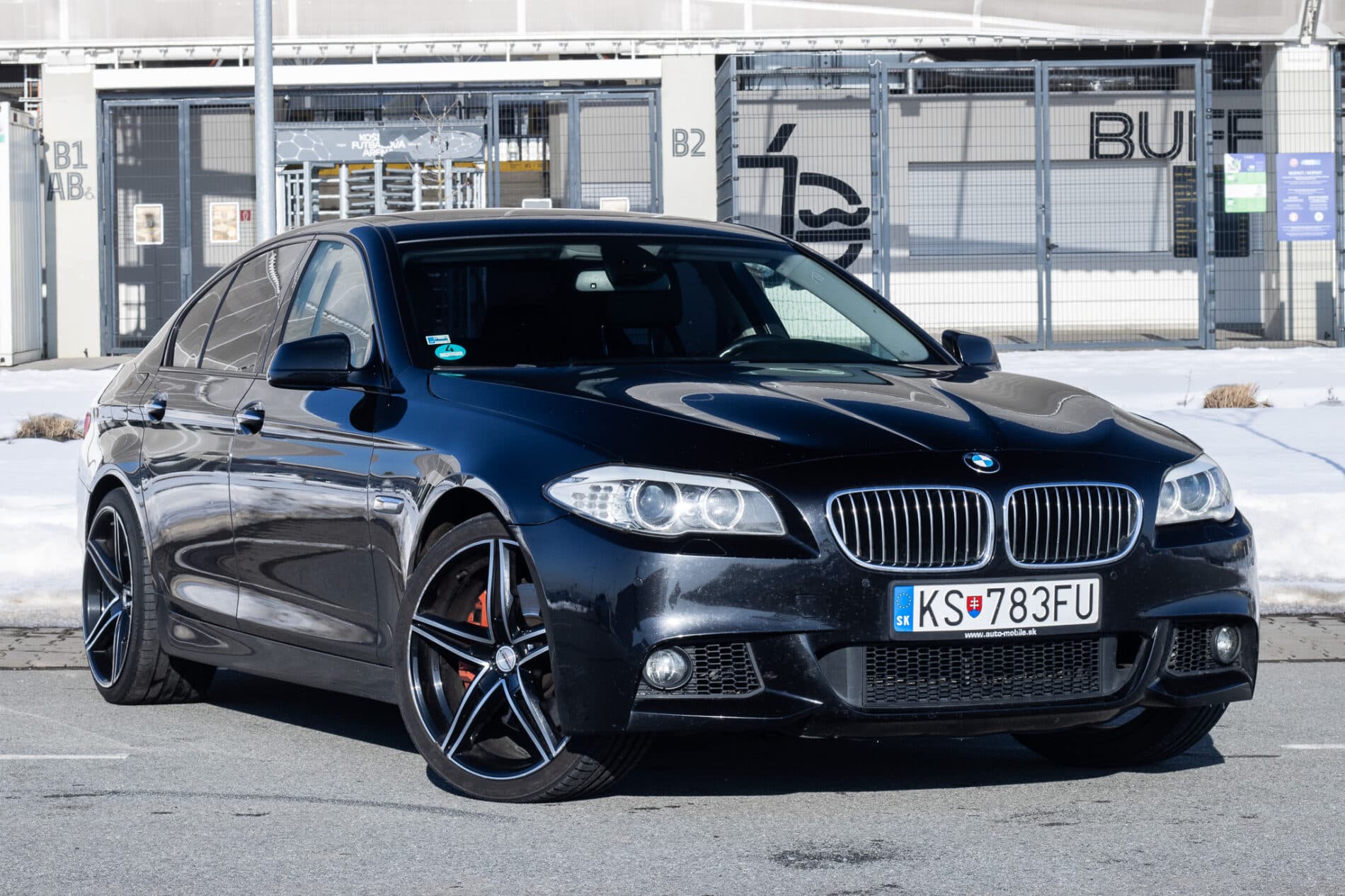 2012 BMW 535d, černá sedan, 303 563 km