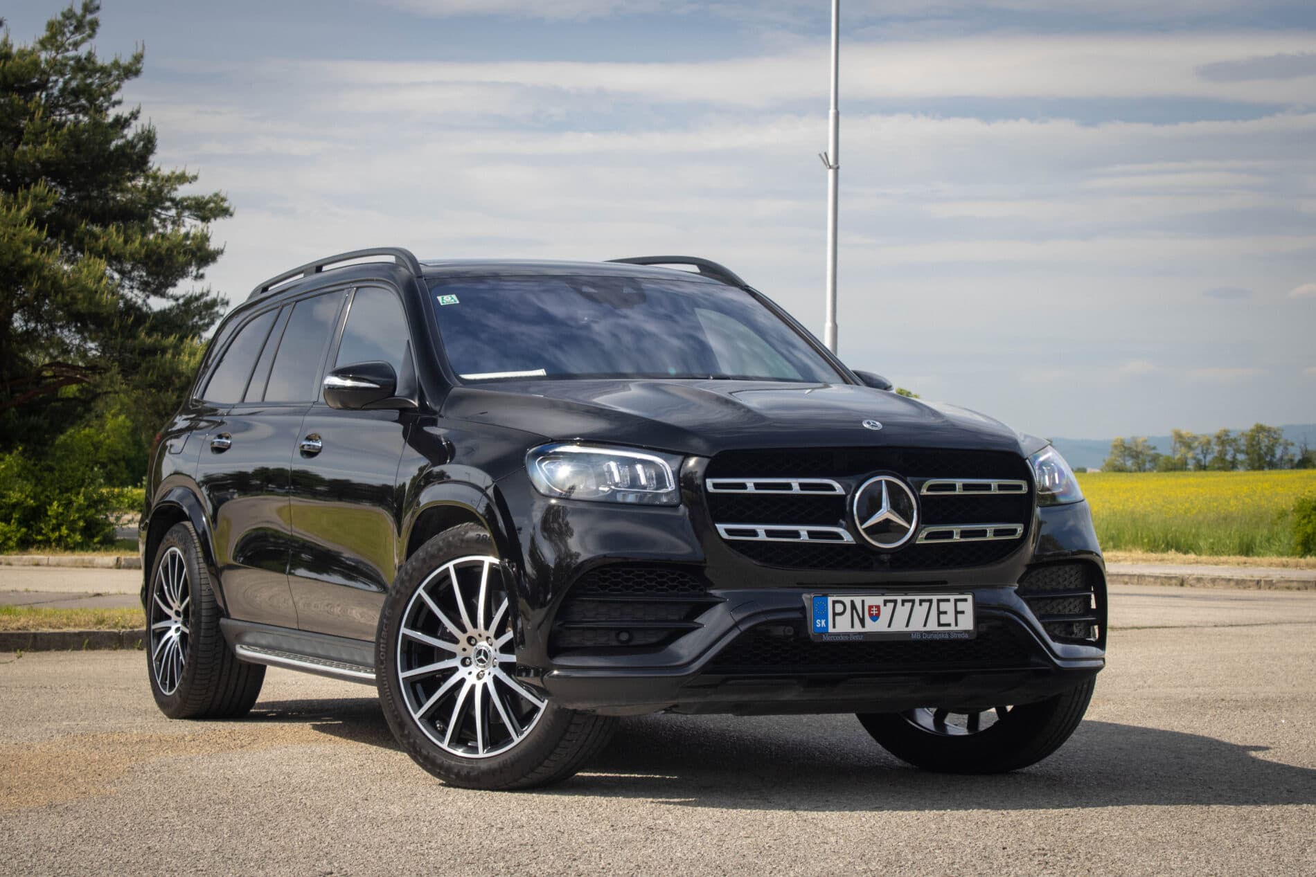 2023 Mercedes-Benz GLS 400d, černá suv, 40 535 km
