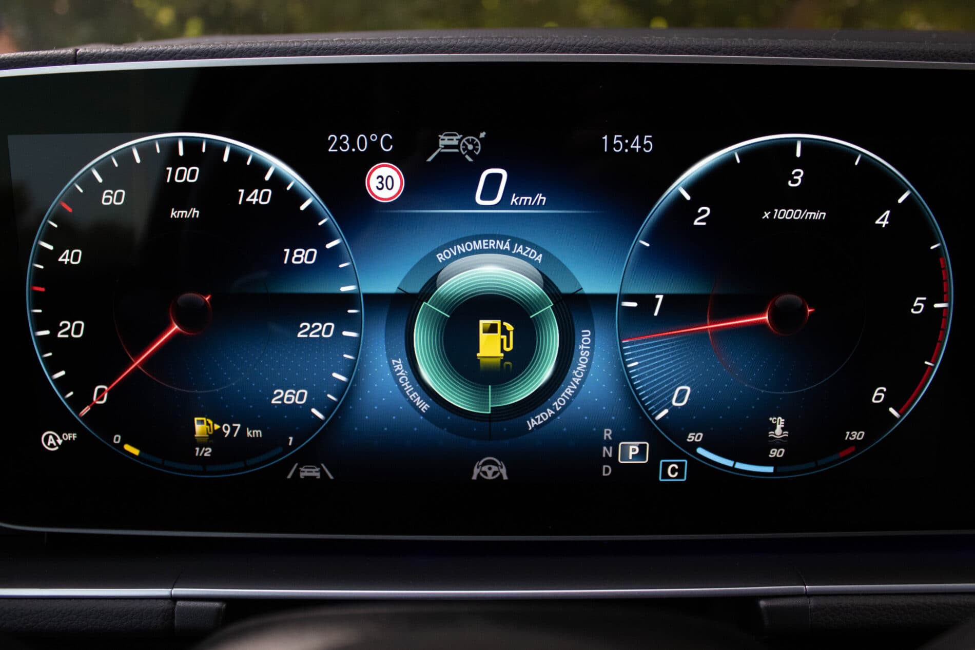2023 Mercedes-Benz GLS 400d, černá suv, 40 535 km