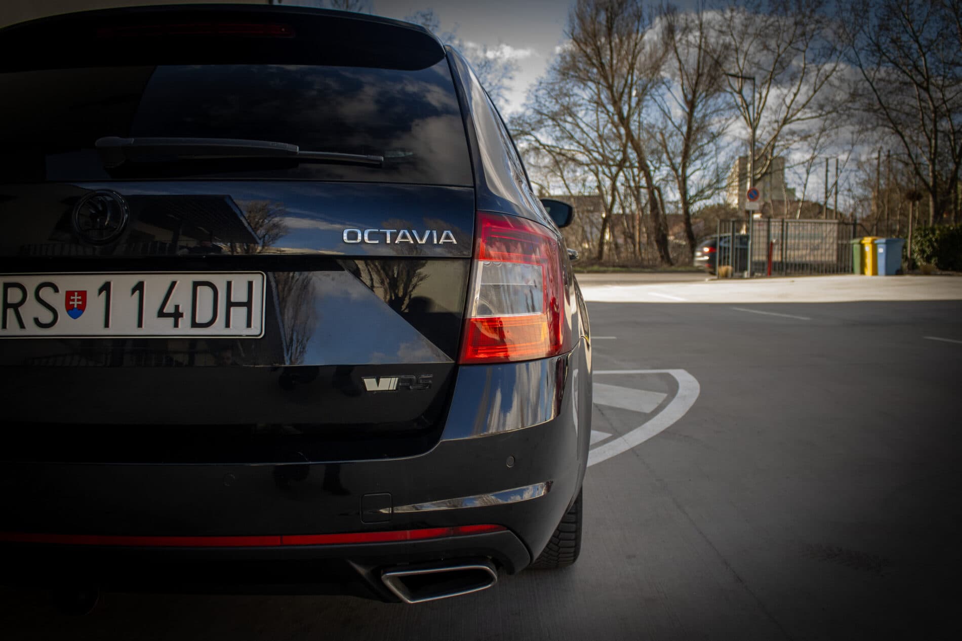 2016 Skoda Octavia RS, černá kombi, 237 027 km