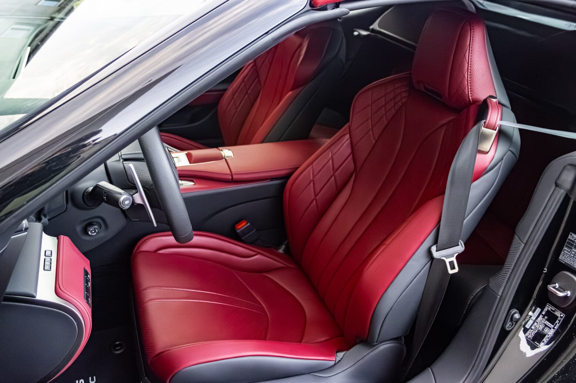 2024 Lexus LC 500, černá kabriolet, 67 km