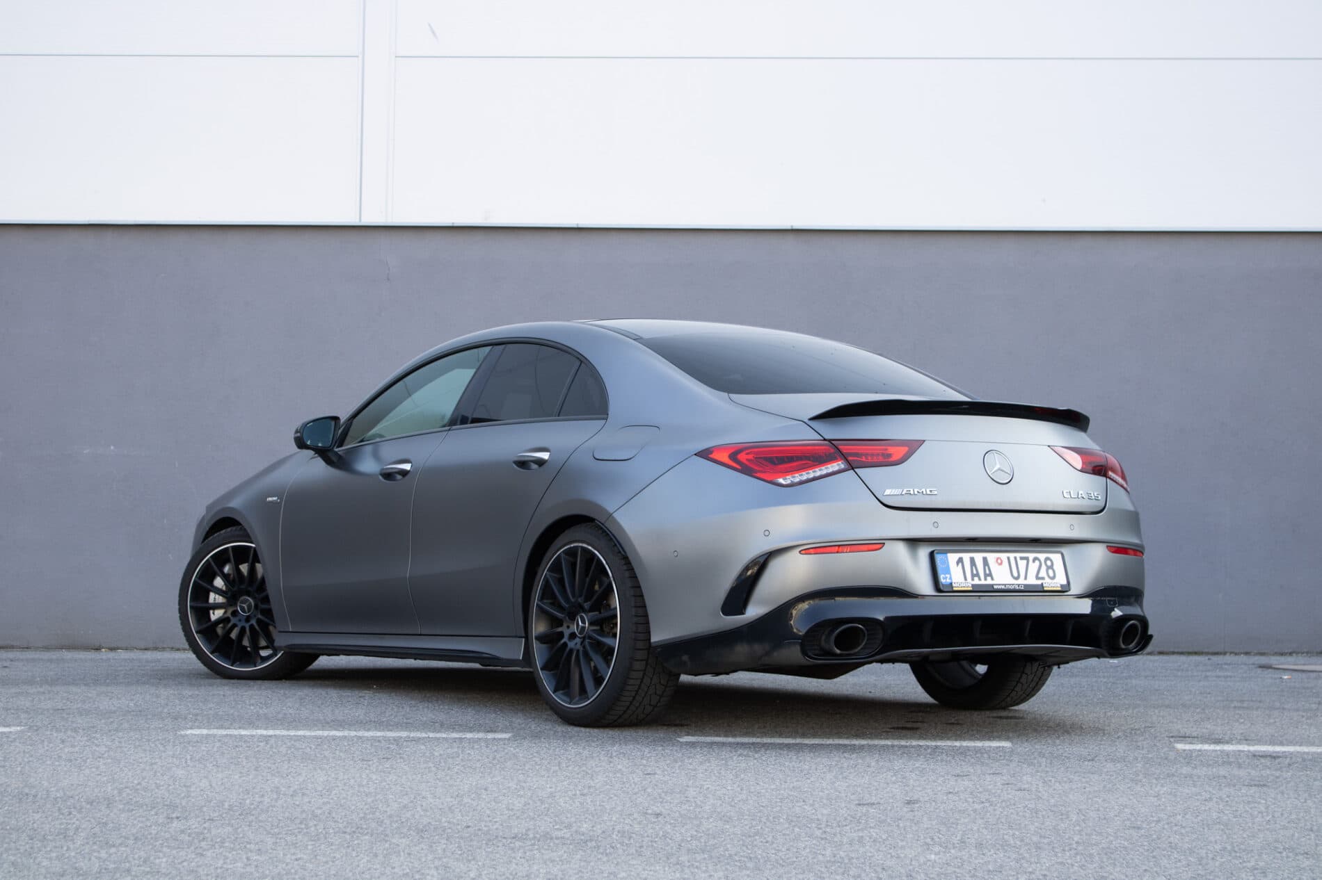 2019 Mercedes-Benz CLA 35 AMG, šedá kupé, 100 867 km