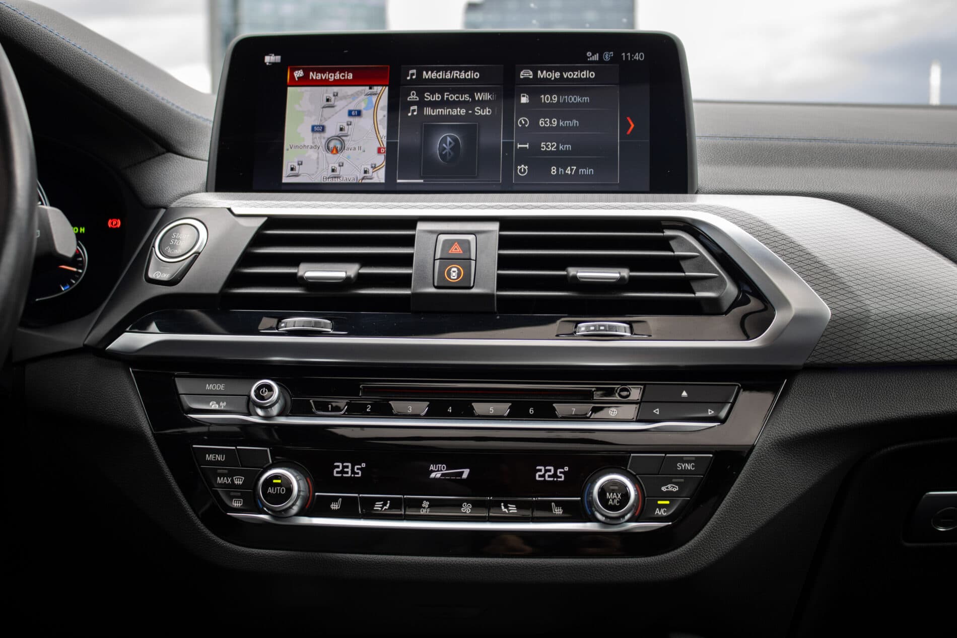 2019 BMW X3 M40i, bílá suv, 142 191 km