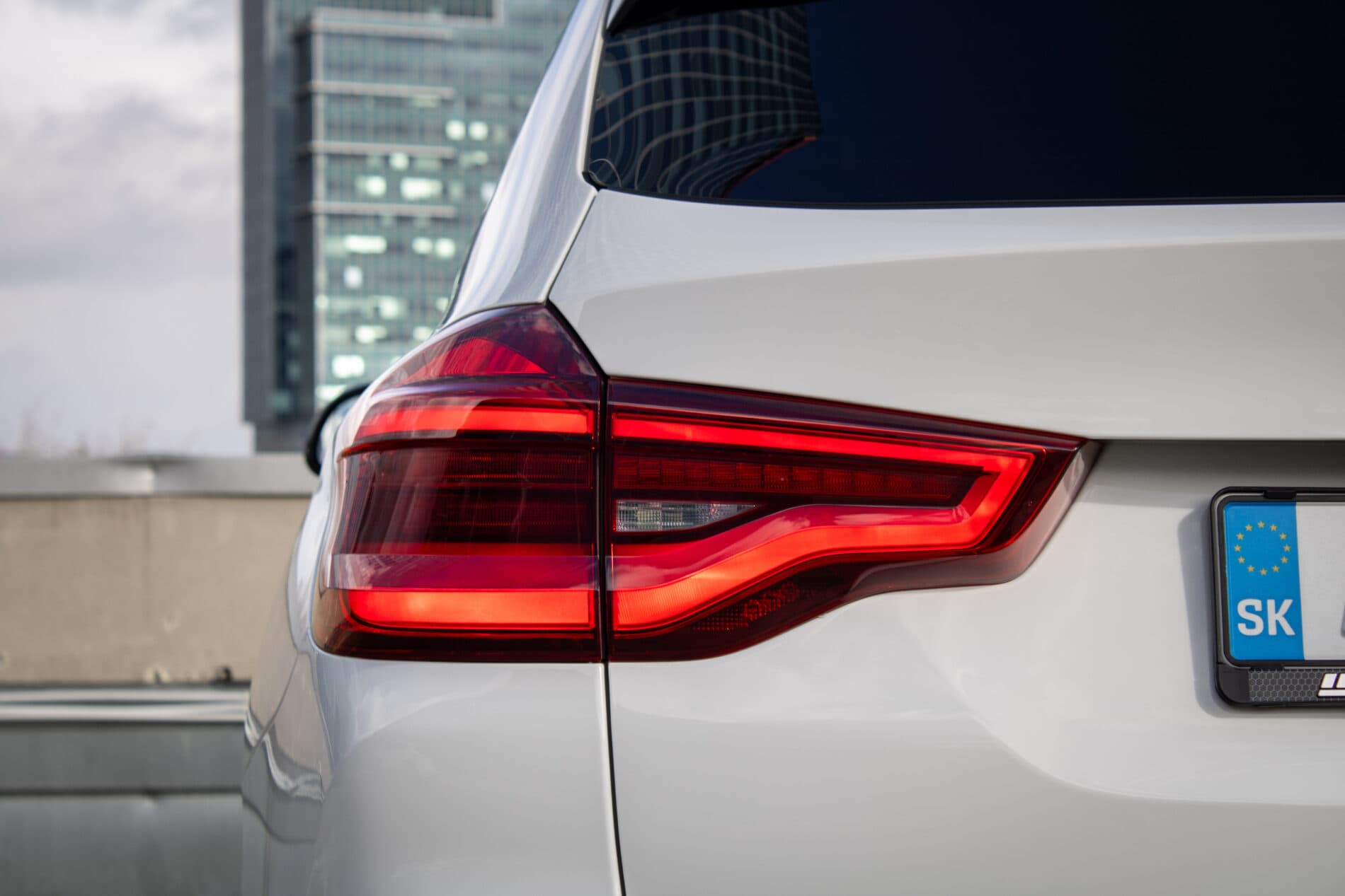 2019 BMW X3 M40i, bílá suv, 142 191 km