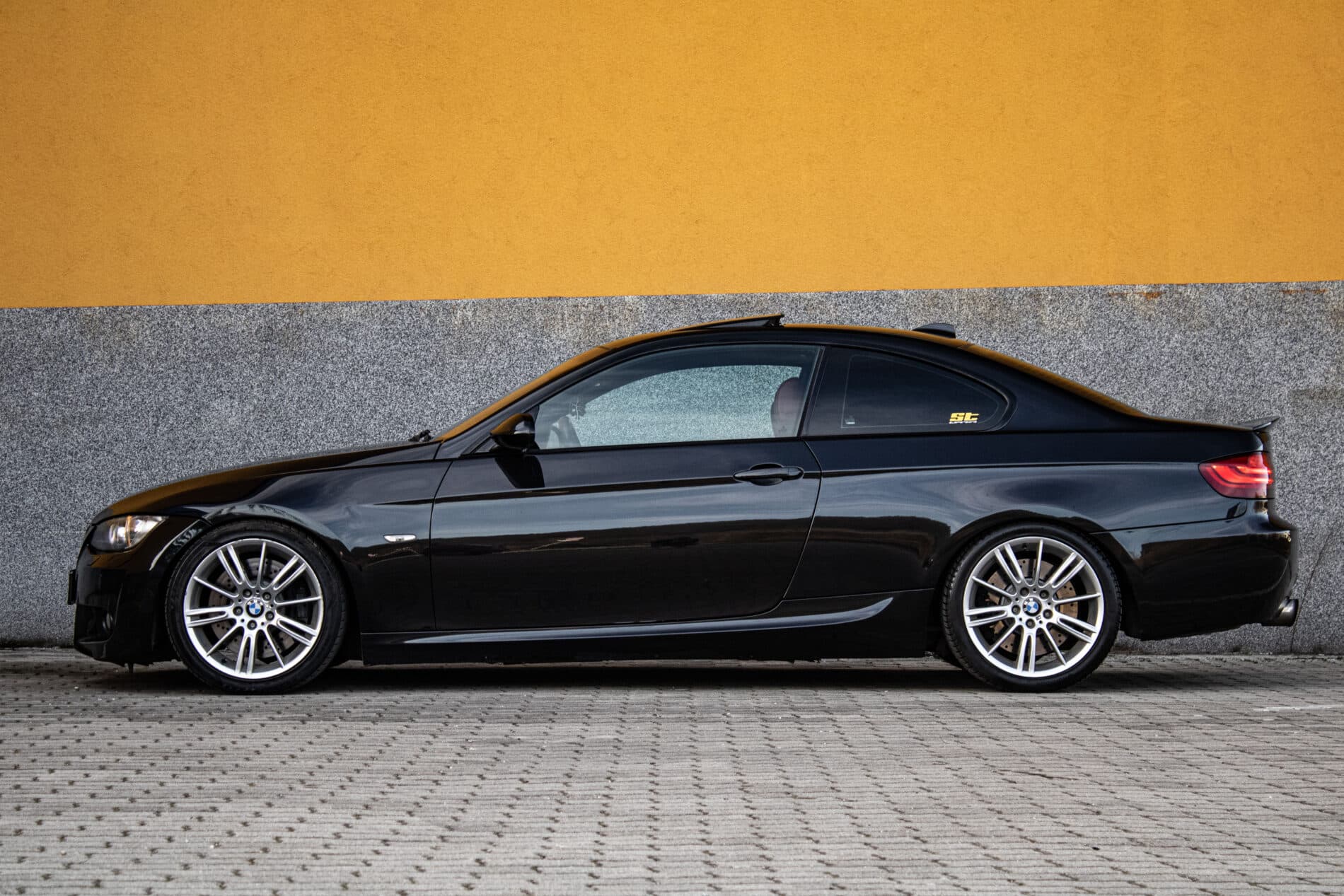 2007 BMW 335i, černá kupé, 345 000 km