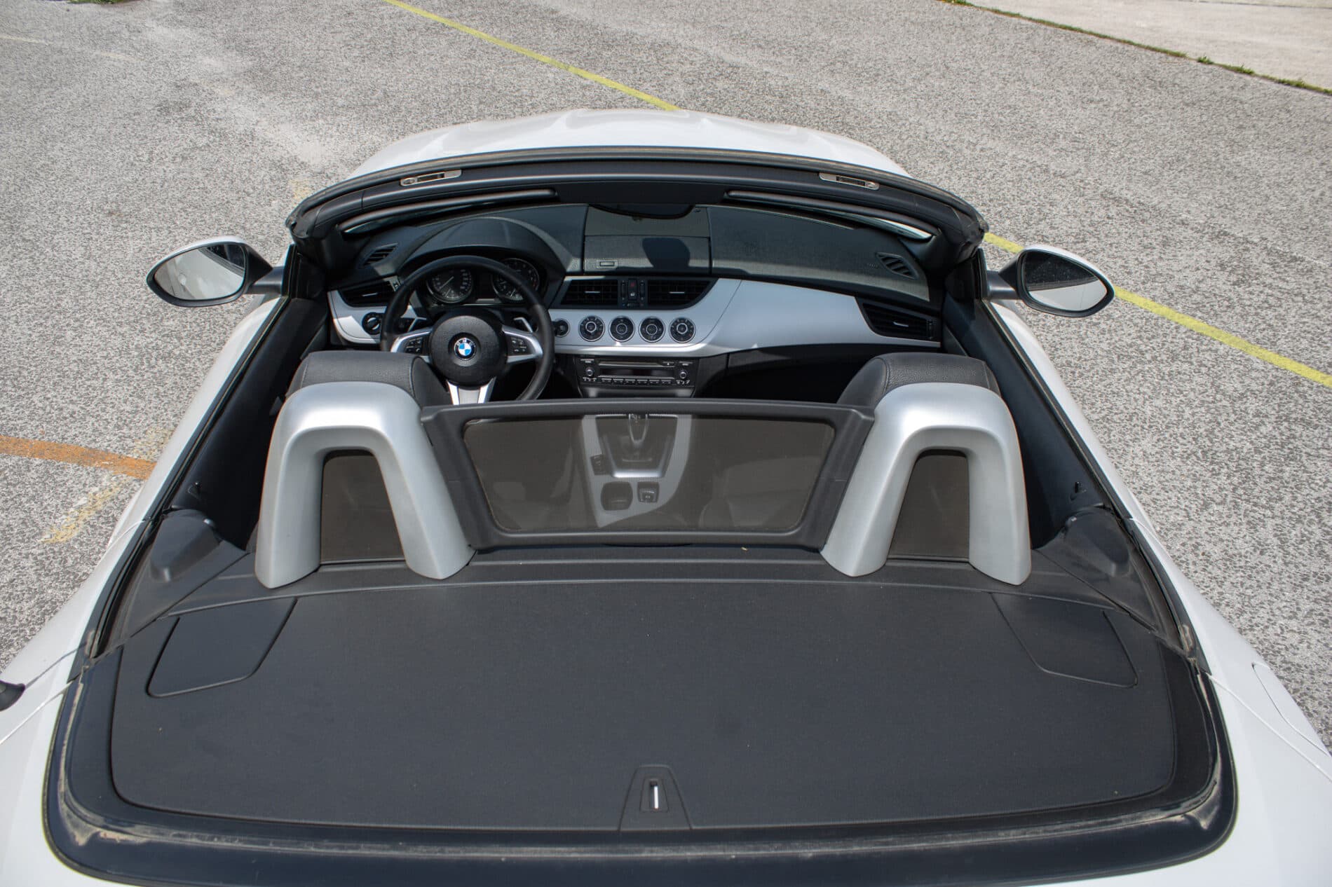 2012 BMW Z4, bílá kabriolet, 170 435 km