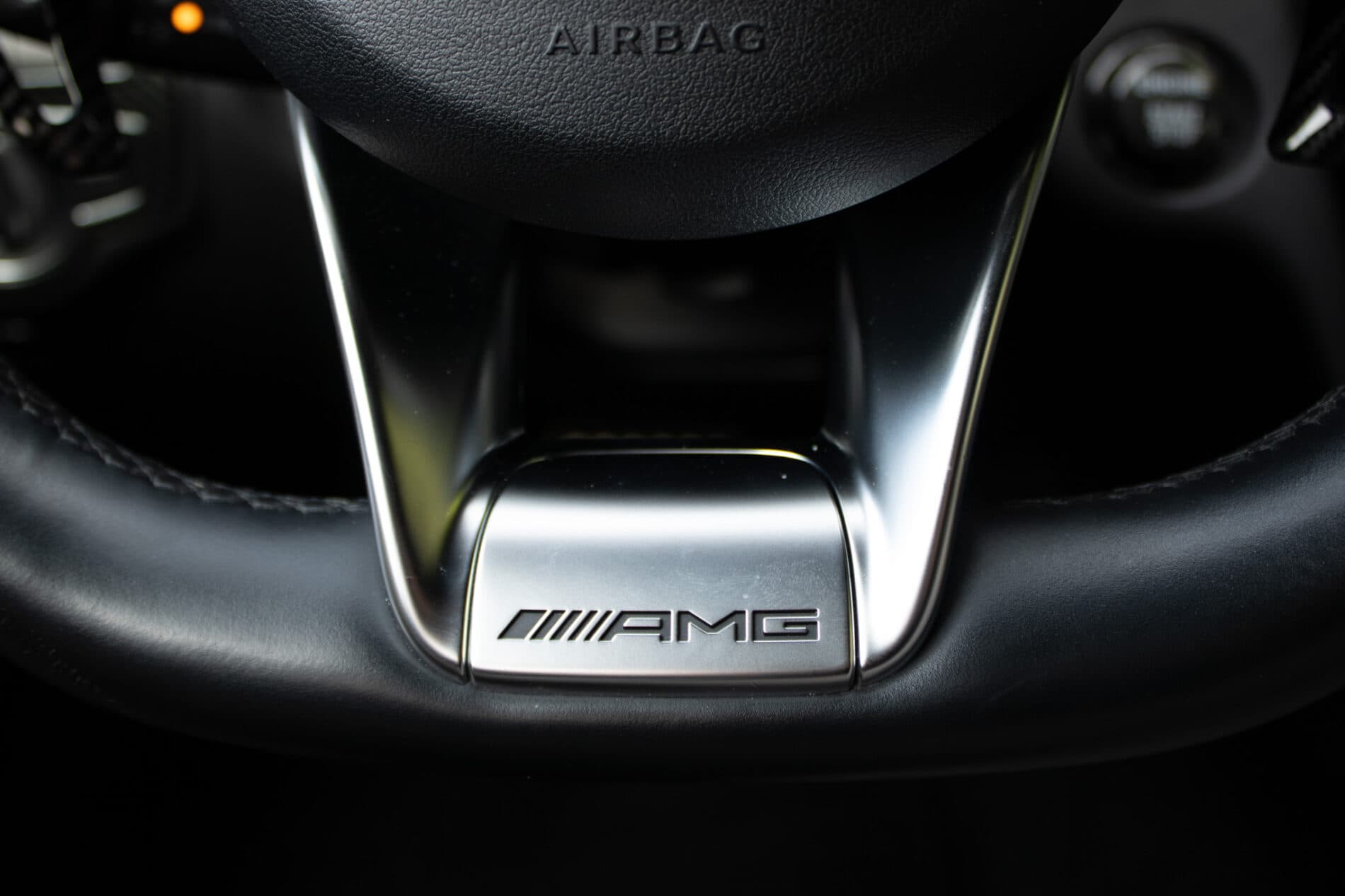2017 Mercedes-Benz C 63 AMG S, bílá kombi, 79 170 km