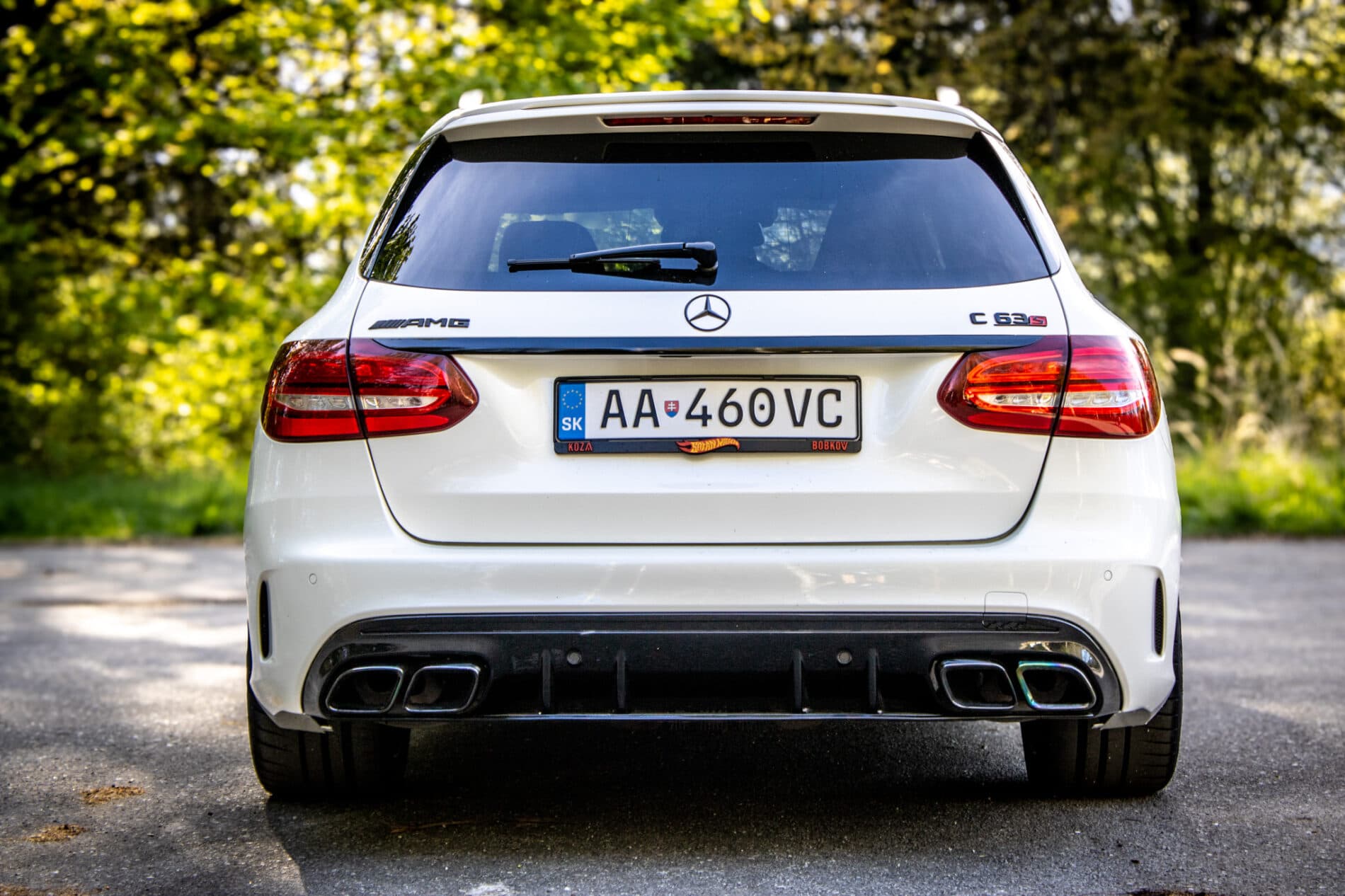 2017 Mercedes-Benz C 63 AMG S, bílá kombi, 79 170 km
