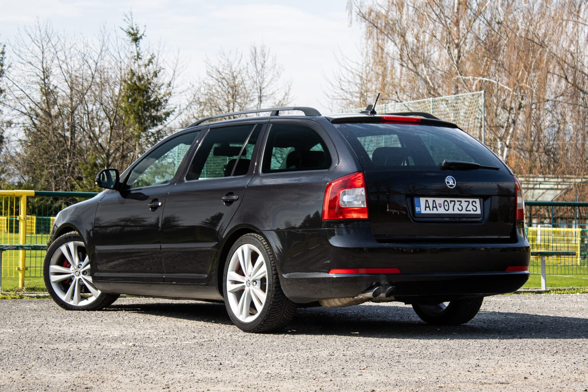 2011 Skoda Octavia RS, černá kombi, 190 807 km