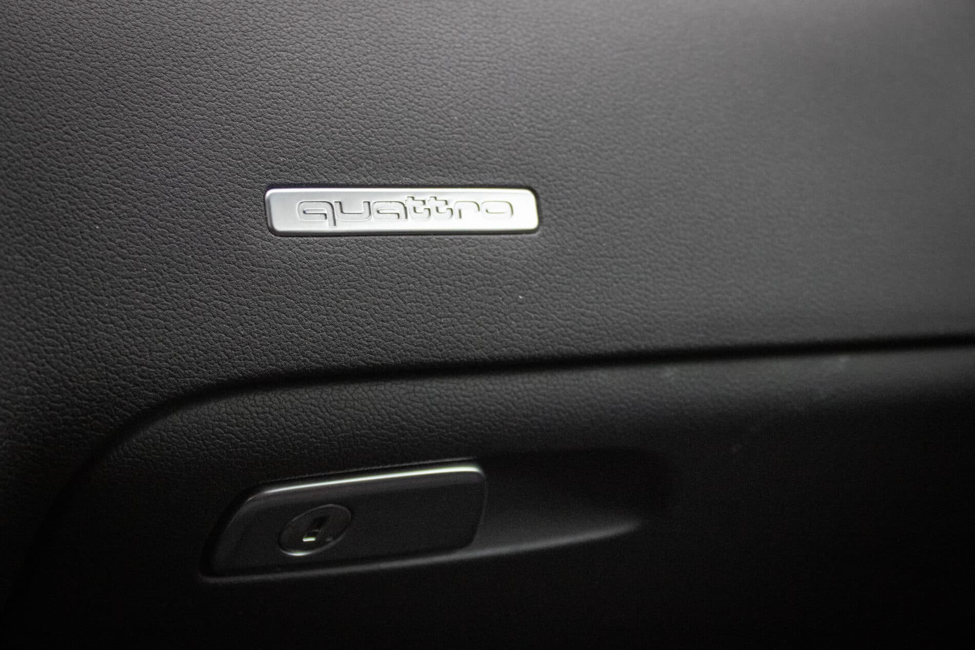 2013 AUDI A5, červená, 187 000 km