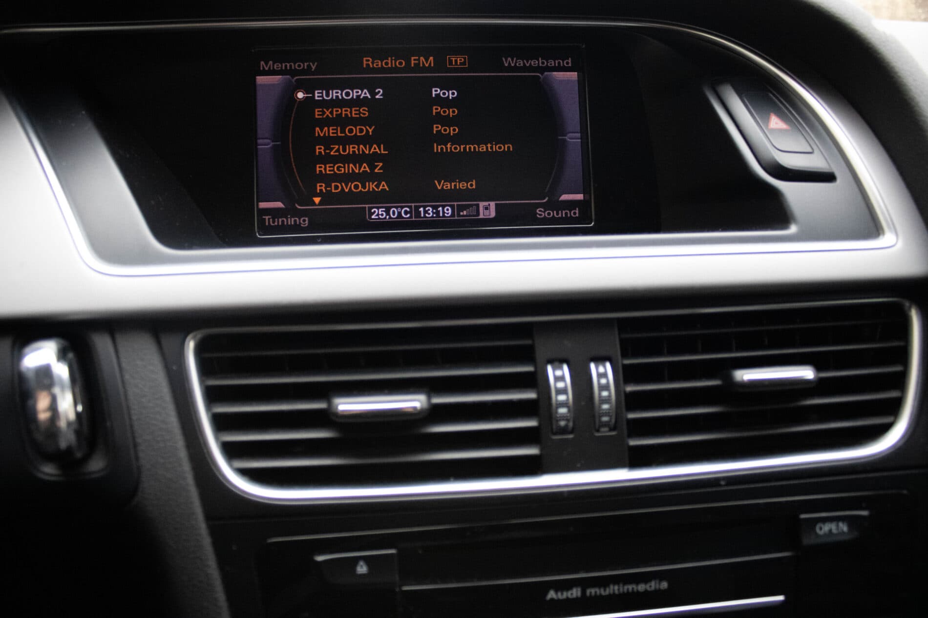 2013 AUDI A5, červená, 187 000 km