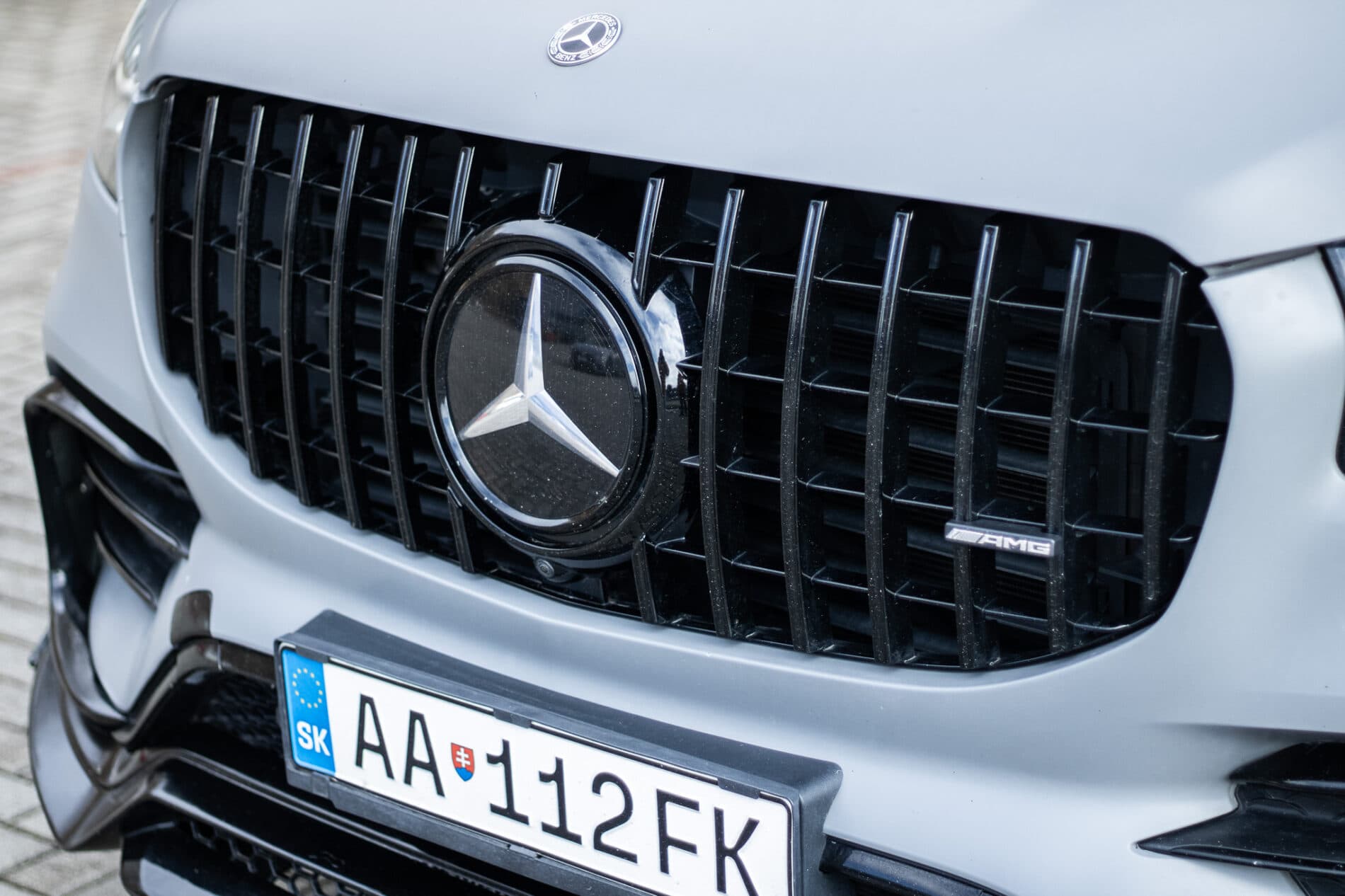 2021 Mercedes-Benz GLS 580, šedá suv, 109 687 km