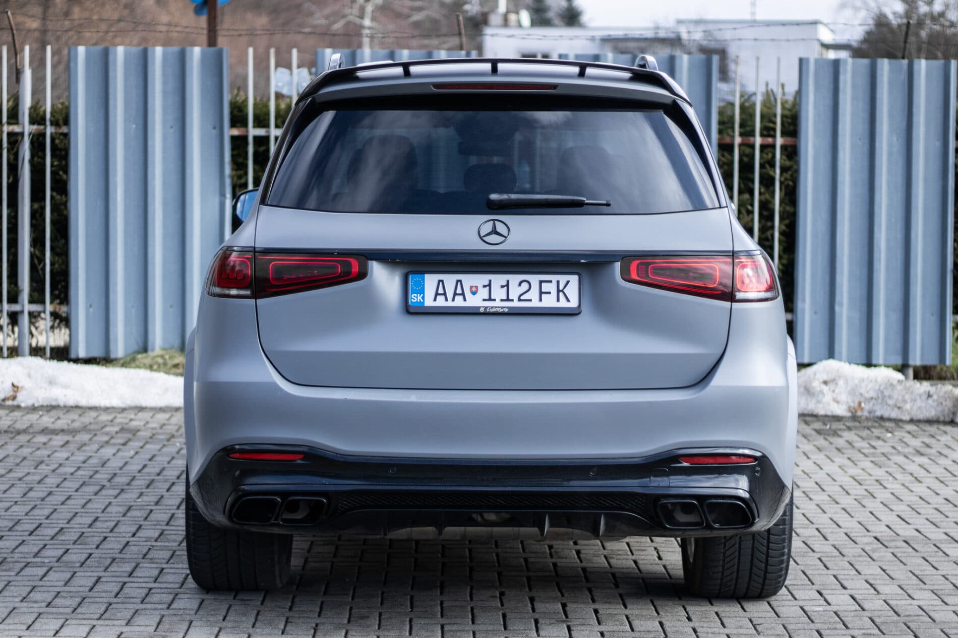 2021 Mercedes-Benz GLS 580, šedá suv, 109 687 km