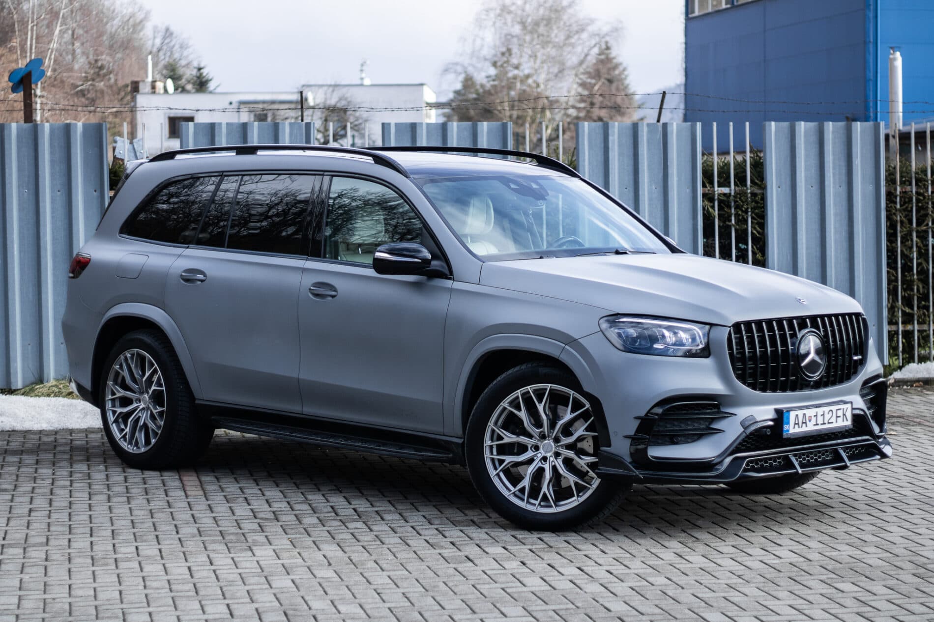 2021 Mercedes-Benz GLS 580, šedá suv, 109 687 km