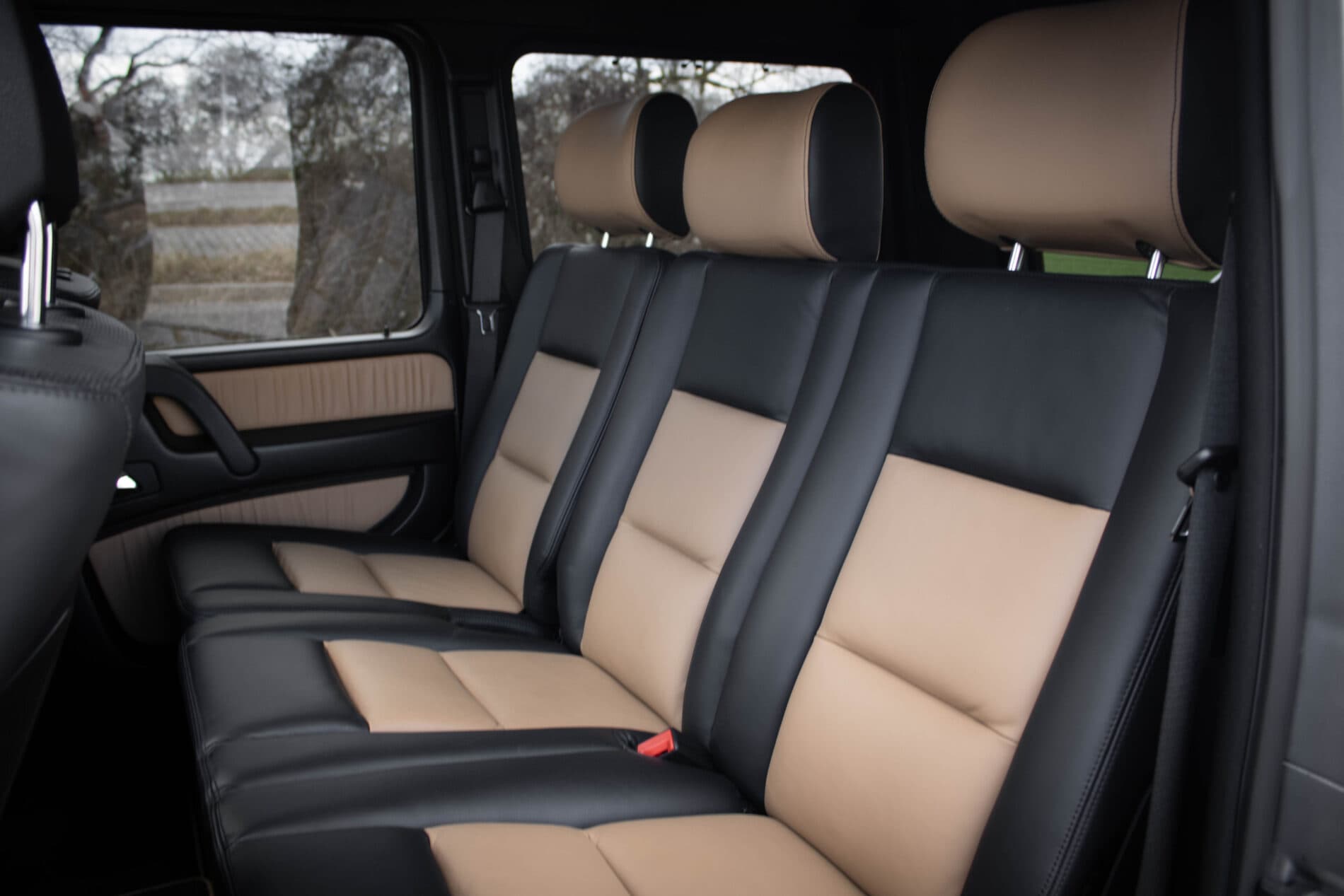 2011 Mercedes-Benz G 500, šedá suv, 89 163 km