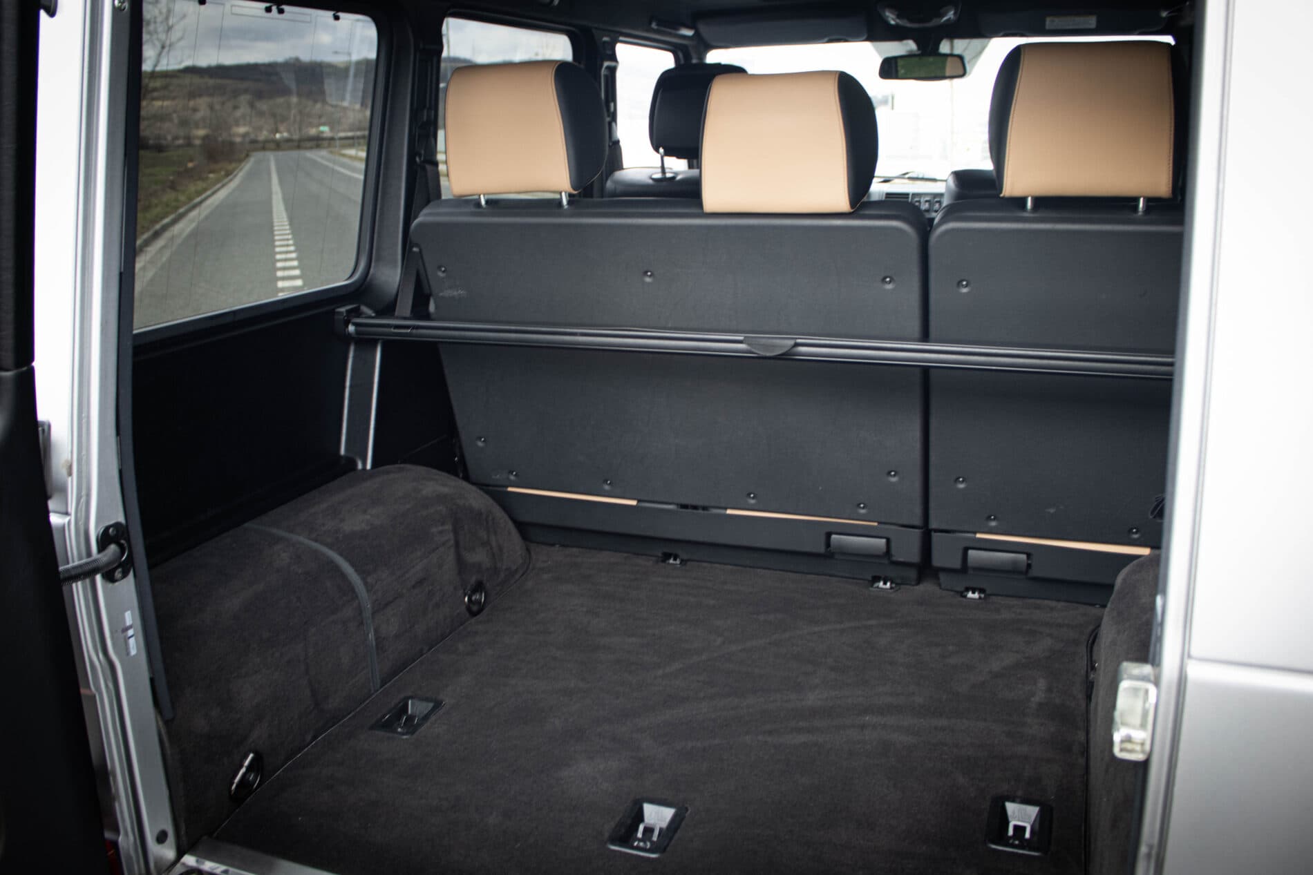 2011 Mercedes-Benz G 500, šedá suv, 89 163 km