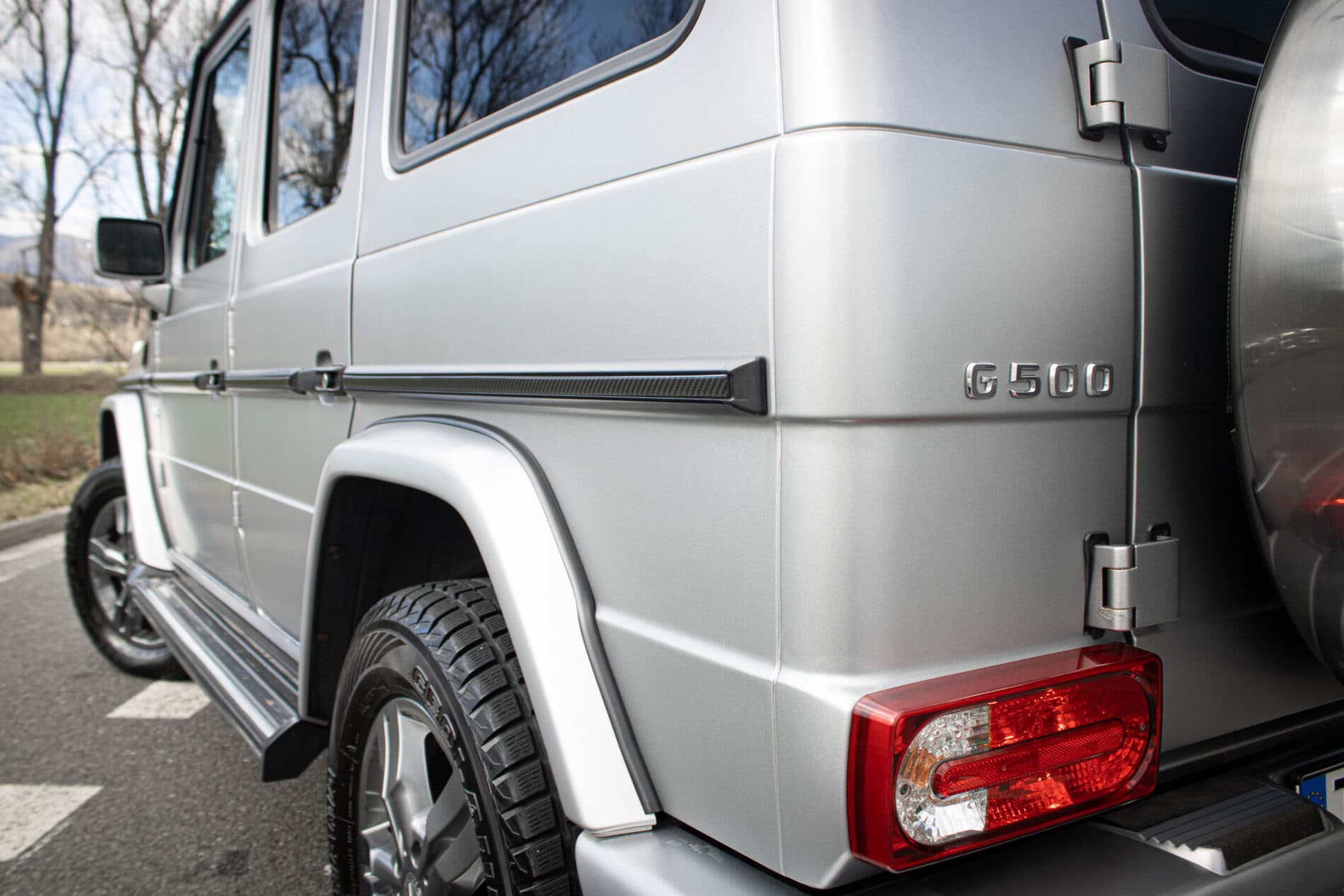 2011 Mercedes-Benz G 500, šedá suv, 89 163 km
