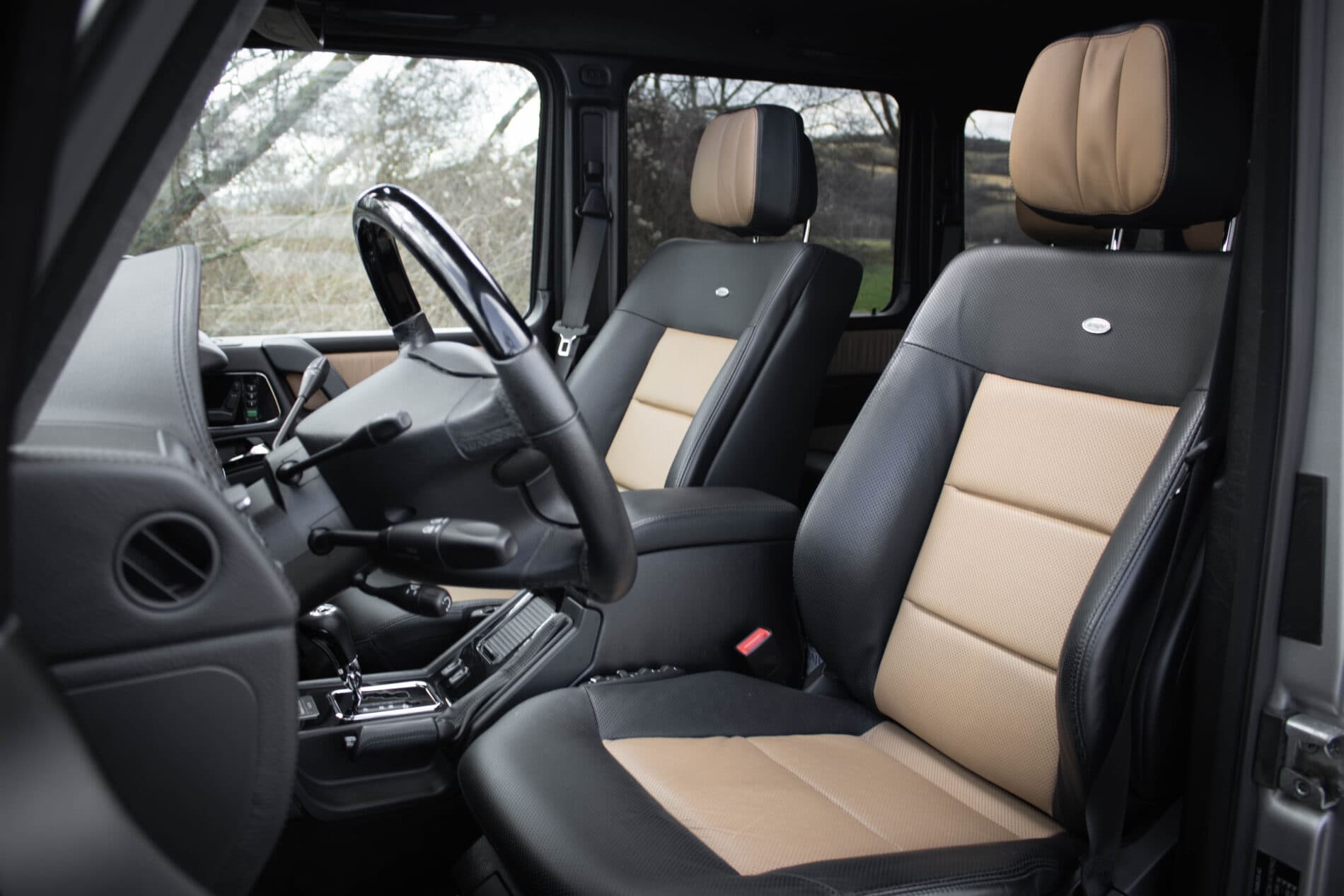 2011 Mercedes-Benz G 500, šedá suv, 89 163 km