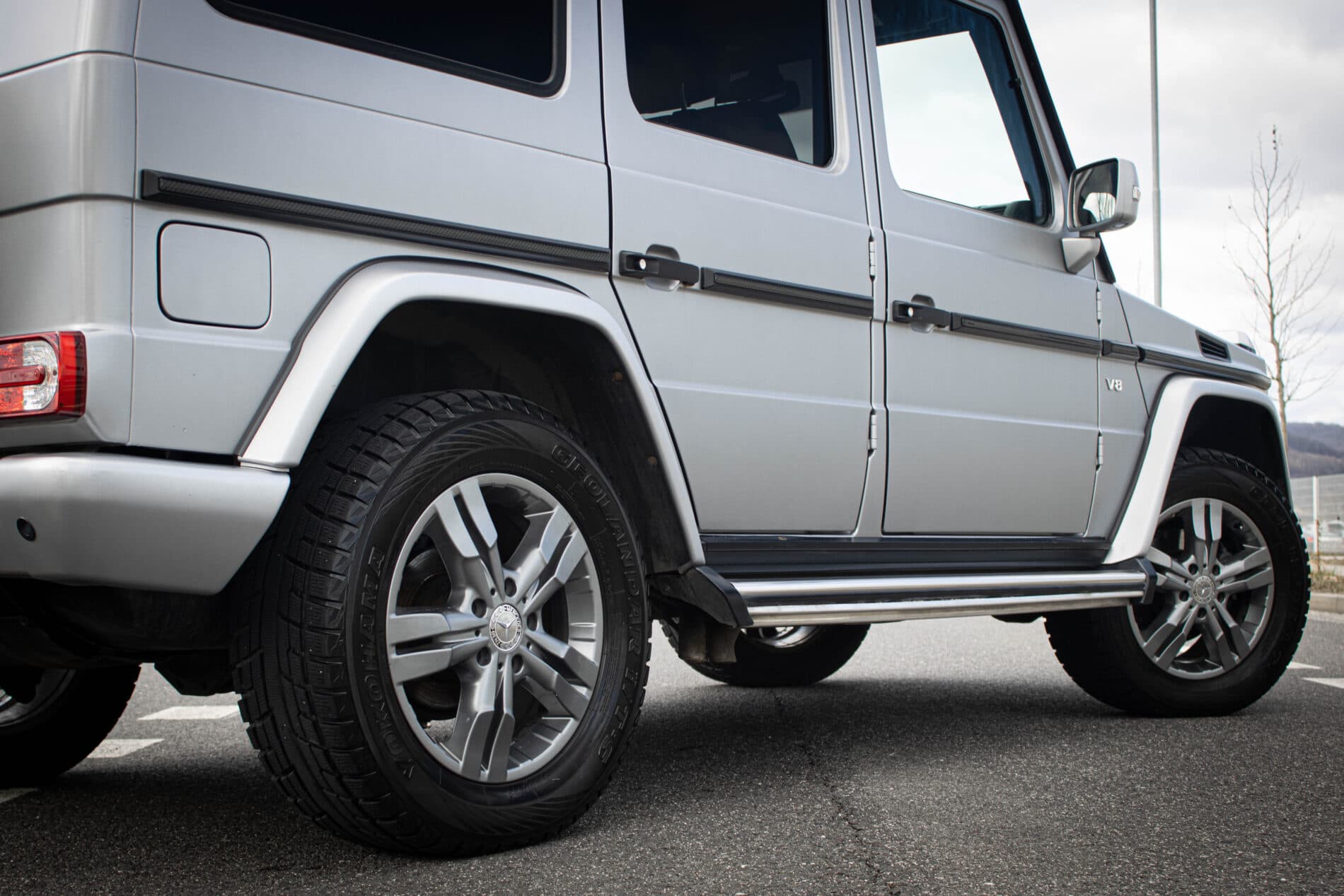 2011 Mercedes-Benz G 500, šedá suv, 89 163 km