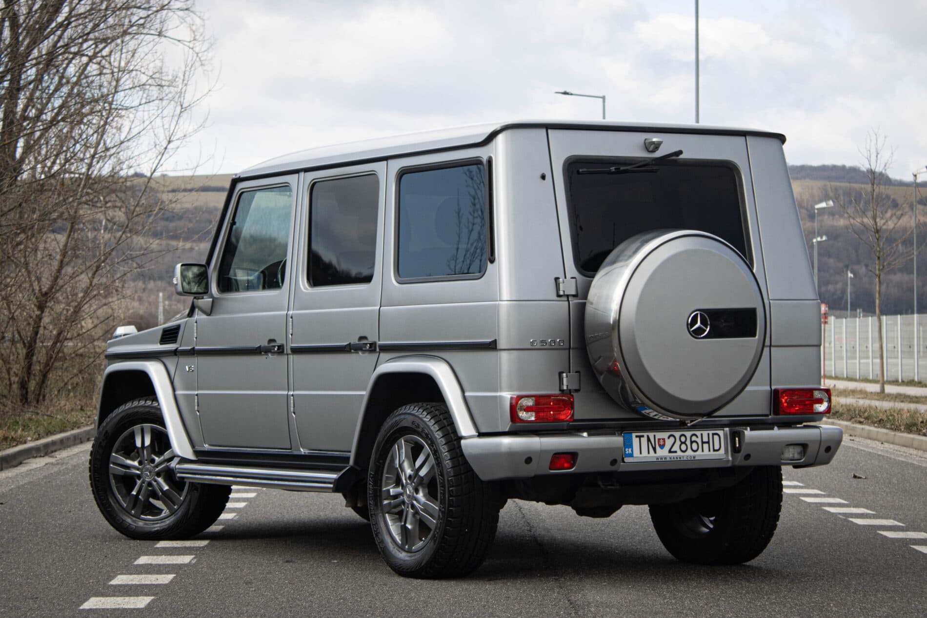 2011 Mercedes-Benz G 500, šedá suv, 89 163 km