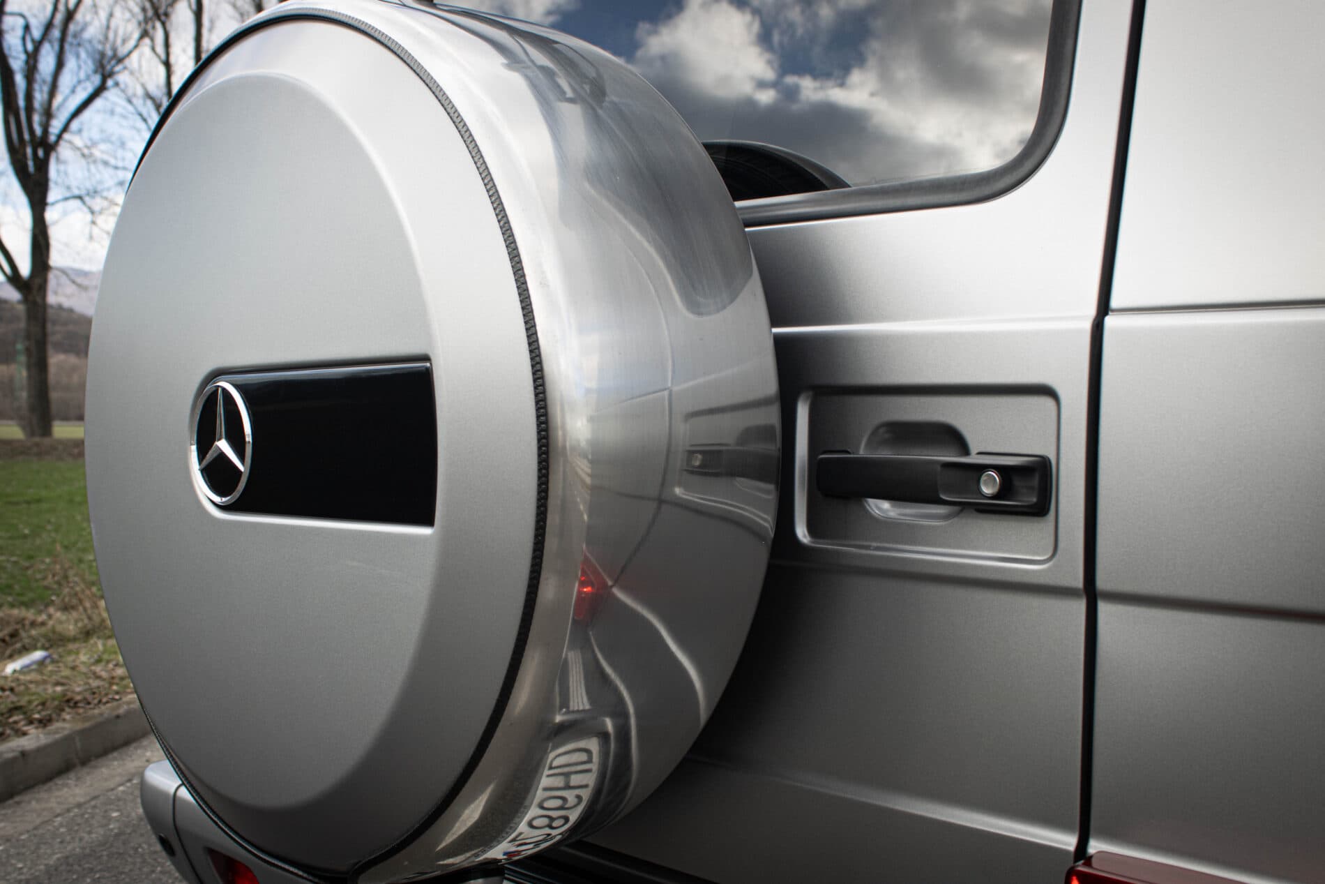 2011 Mercedes-Benz G 500, šedá suv, 89 163 km