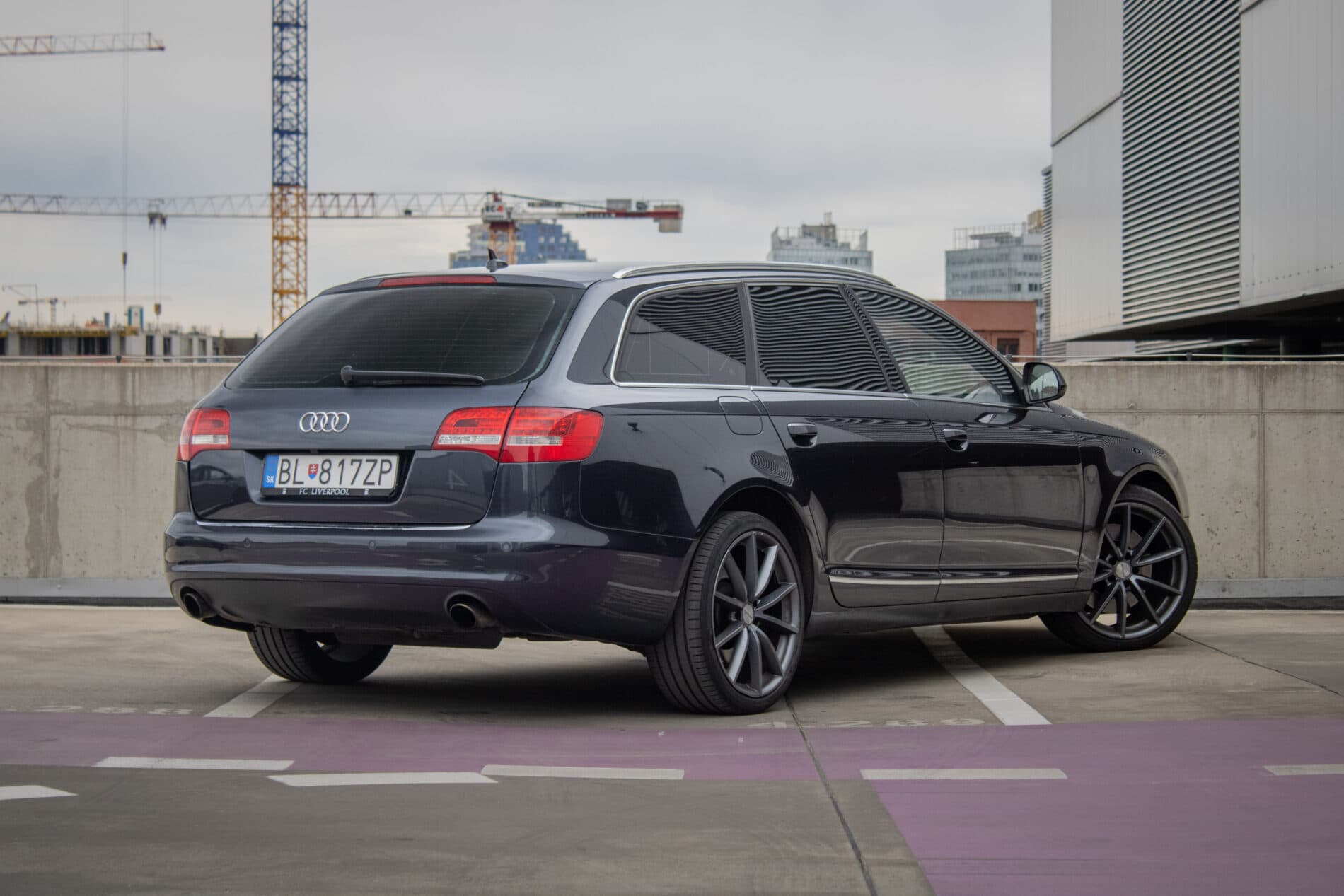2011 AUDI A6, šedá kombi, 223 133 km