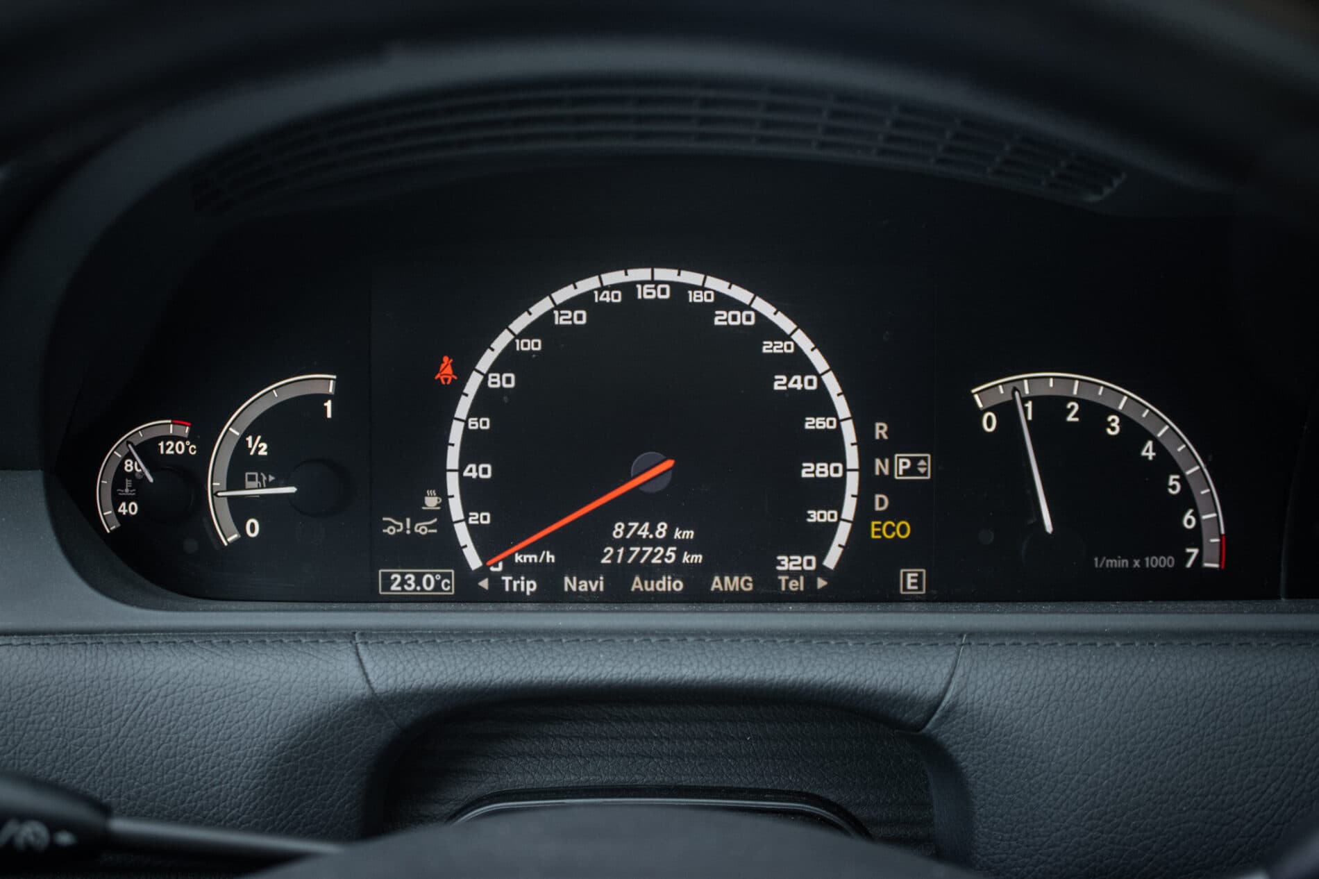 2011 Mercedes-Benz CL 500, bílá kupé, 217 725 km