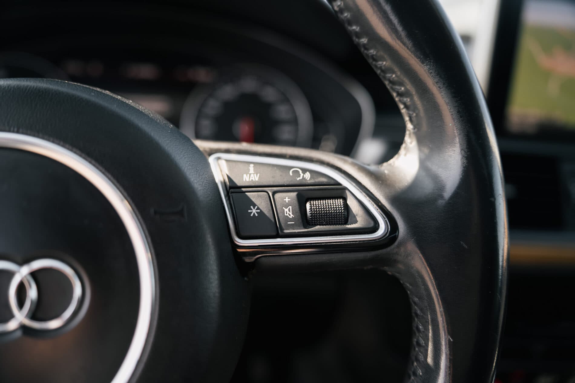 2012 AUDI A6, hnědá kombi, 242 101 km