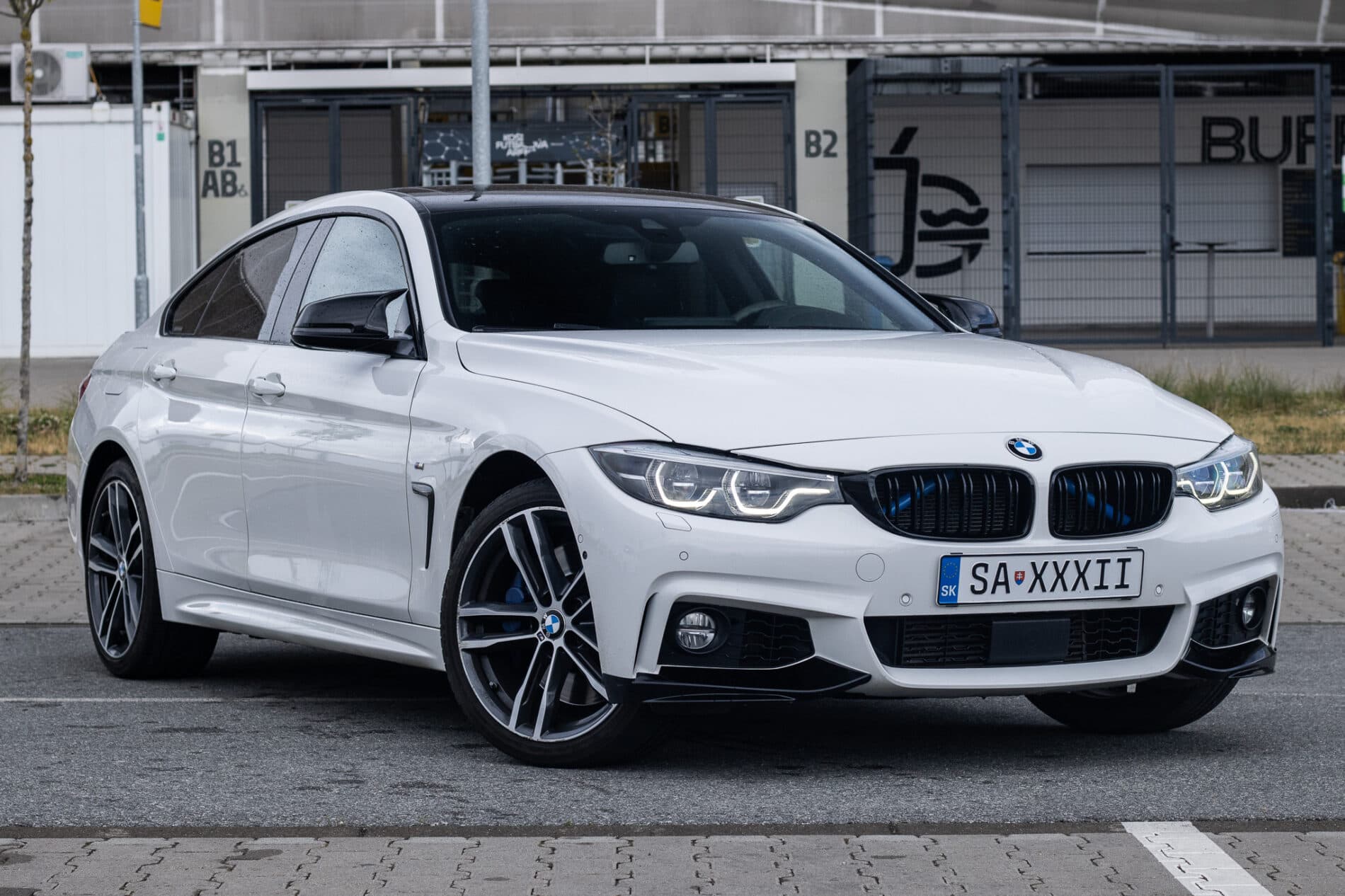 2017 BMW 435d, bílá sedan, 160 247 km
