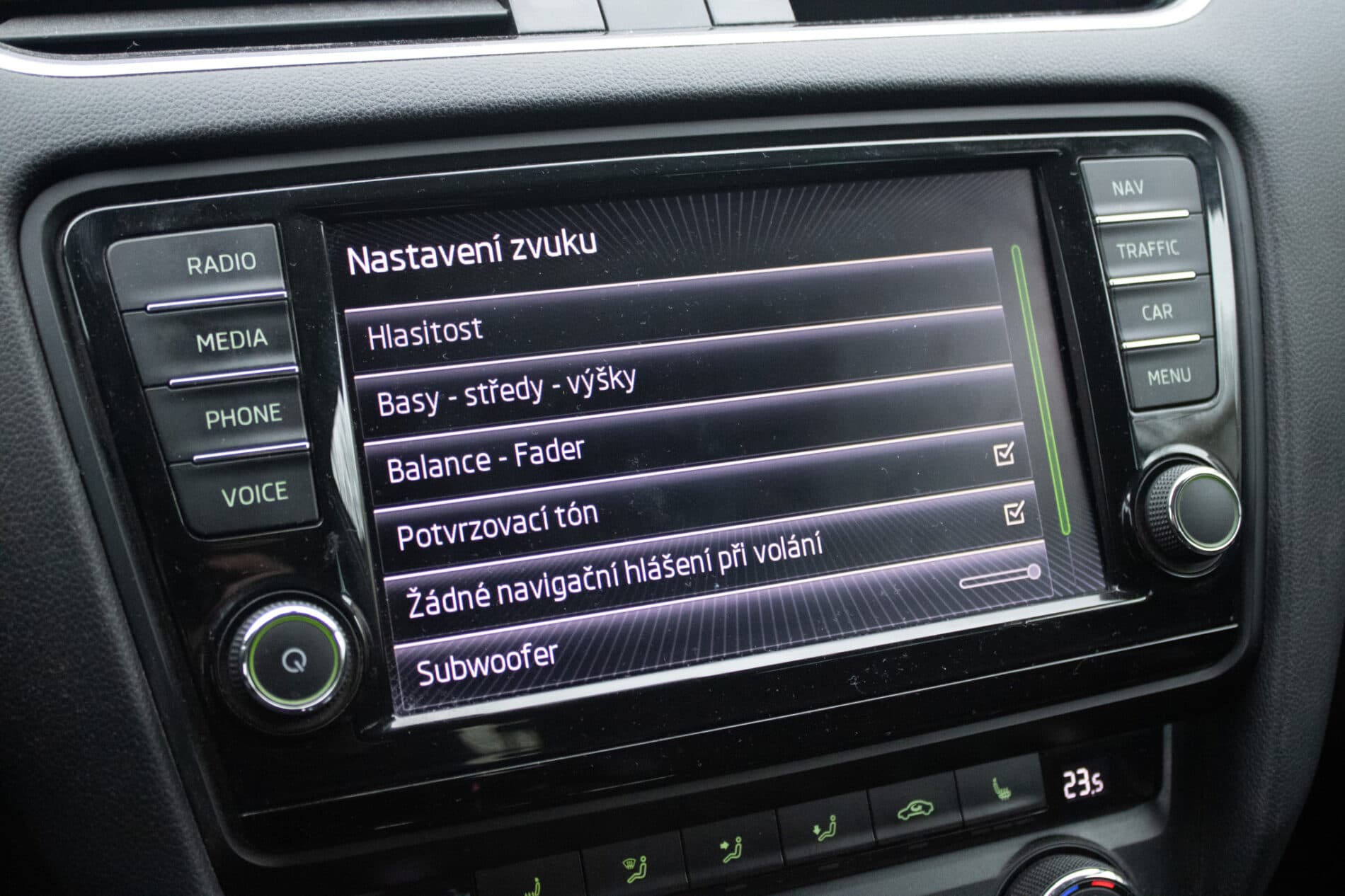2015 Skoda Octavia RS, hnědá kombi, 205 479 km