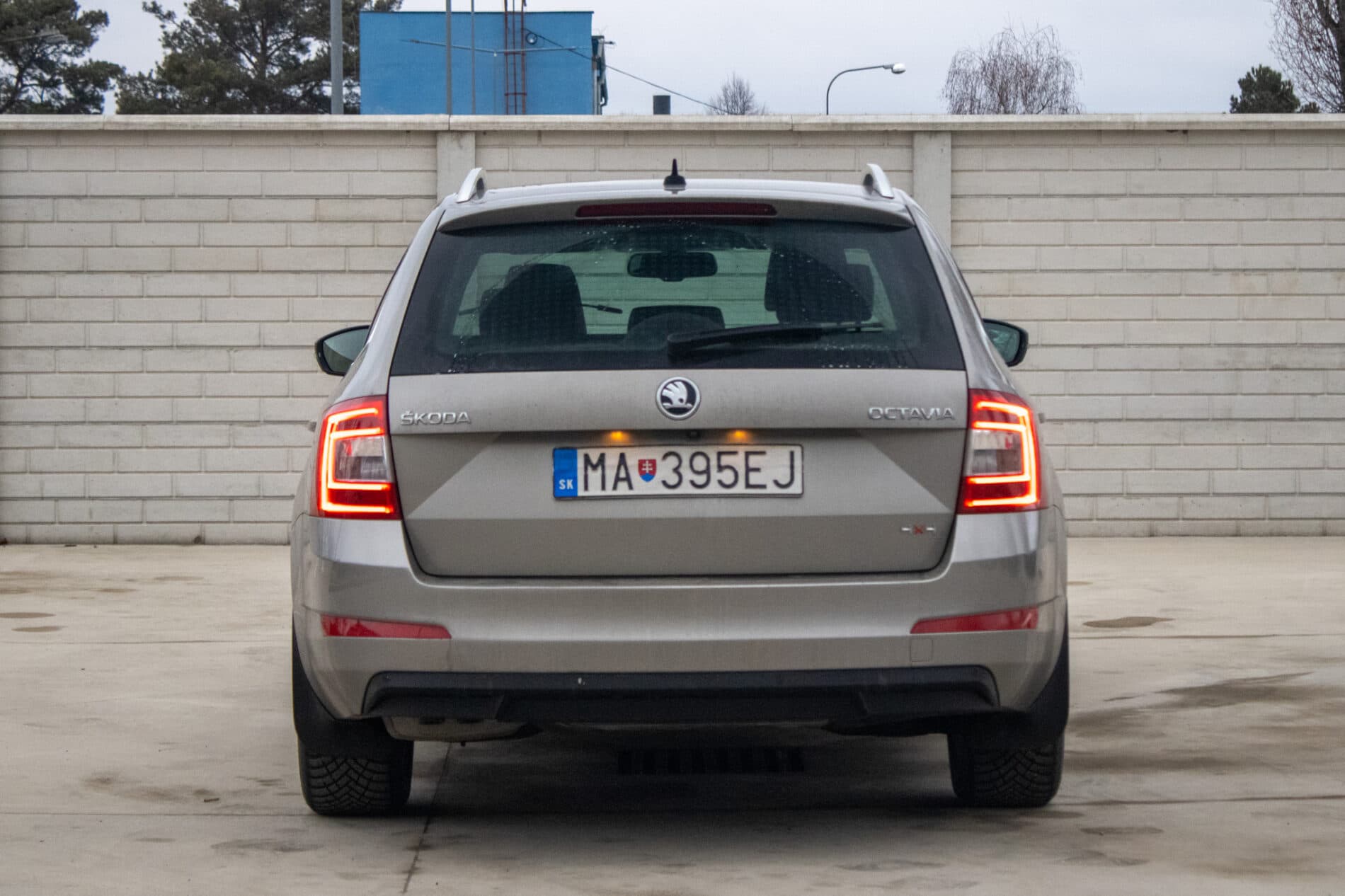 2015 Skoda Octavia RS, hnědá kombi, 205 479 km
