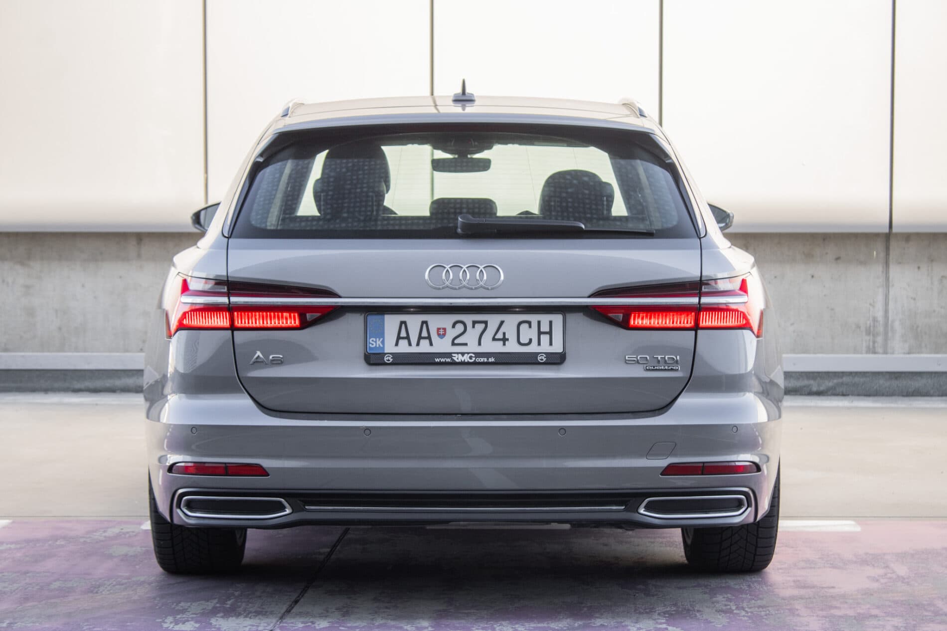 2018 AUDI A6, šedá kombi, 200 246 km