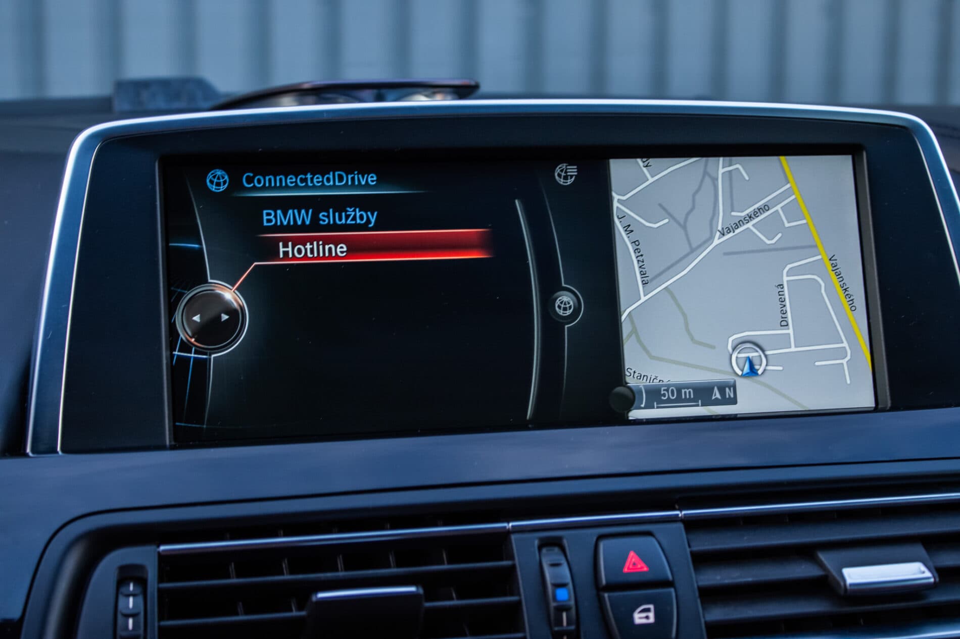 2013 BMW M6, modrá kupé, 57 095 km