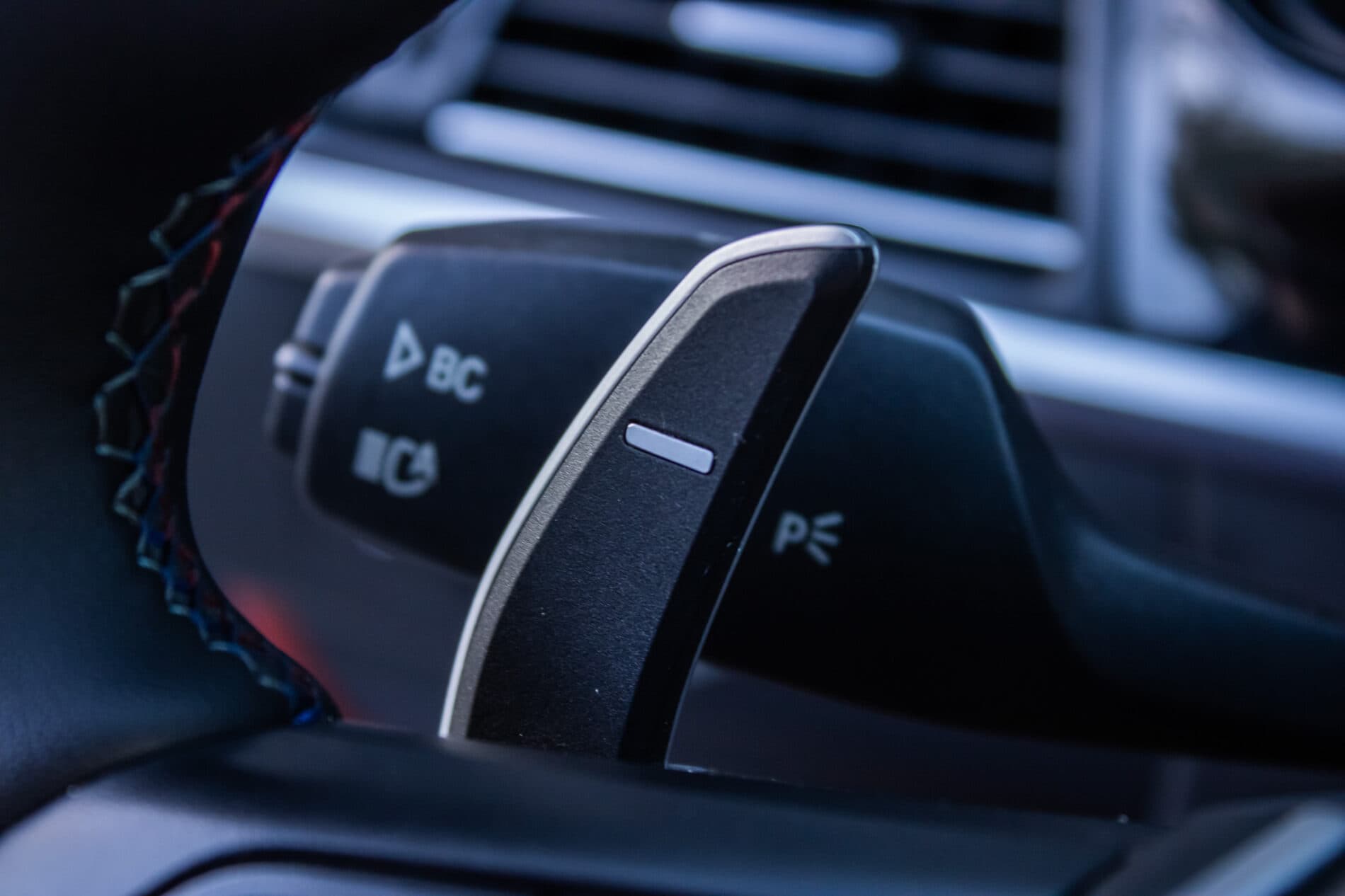 2013 BMW M6, modrá kupé, 57 095 km