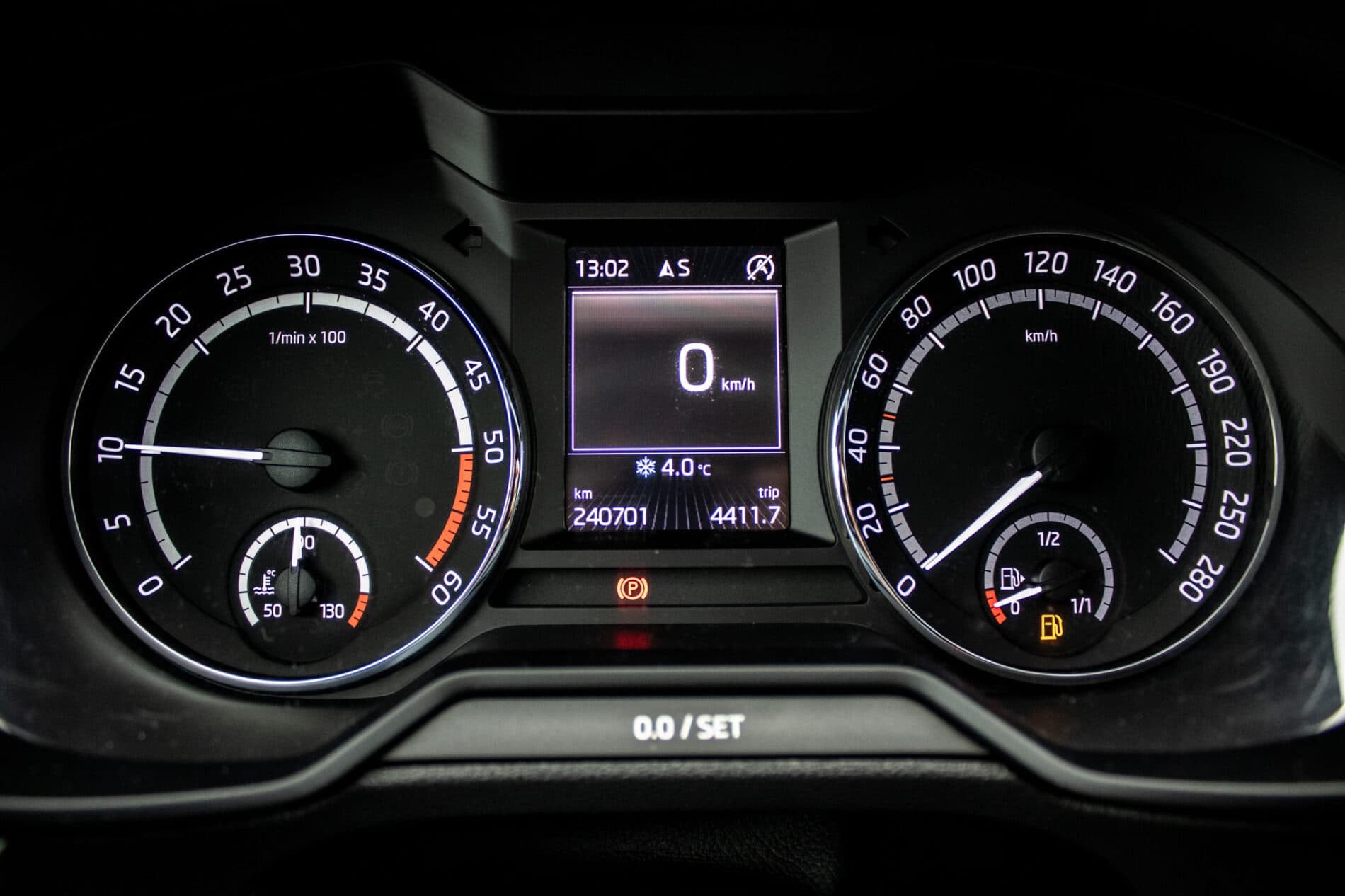 2015 Skoda Octavia RS, stříbrná kombi, 240 701 km