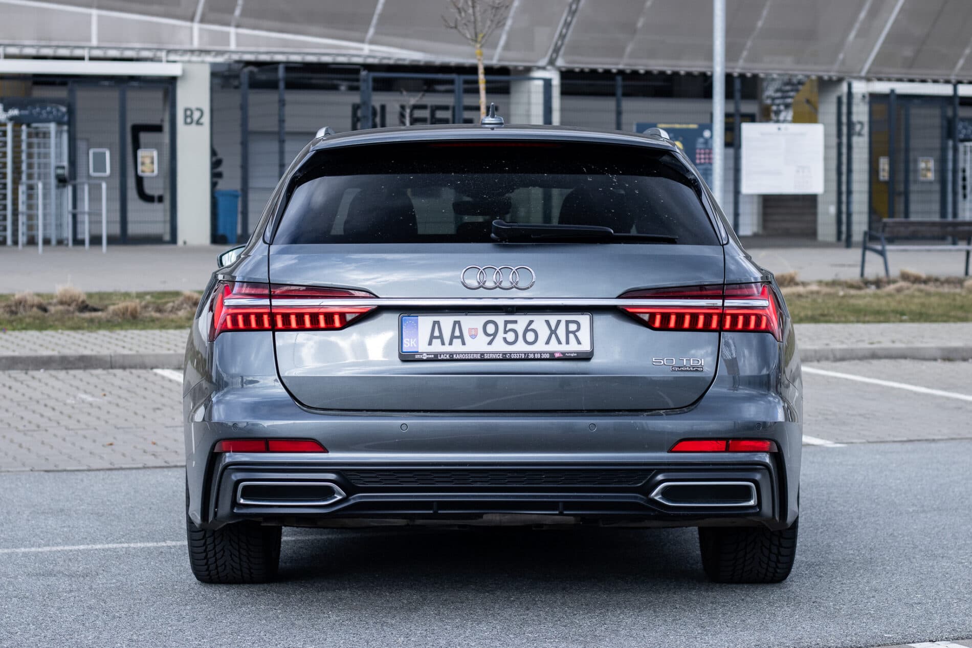 2020 AUDI A6, šedá kombi, 112 831 km