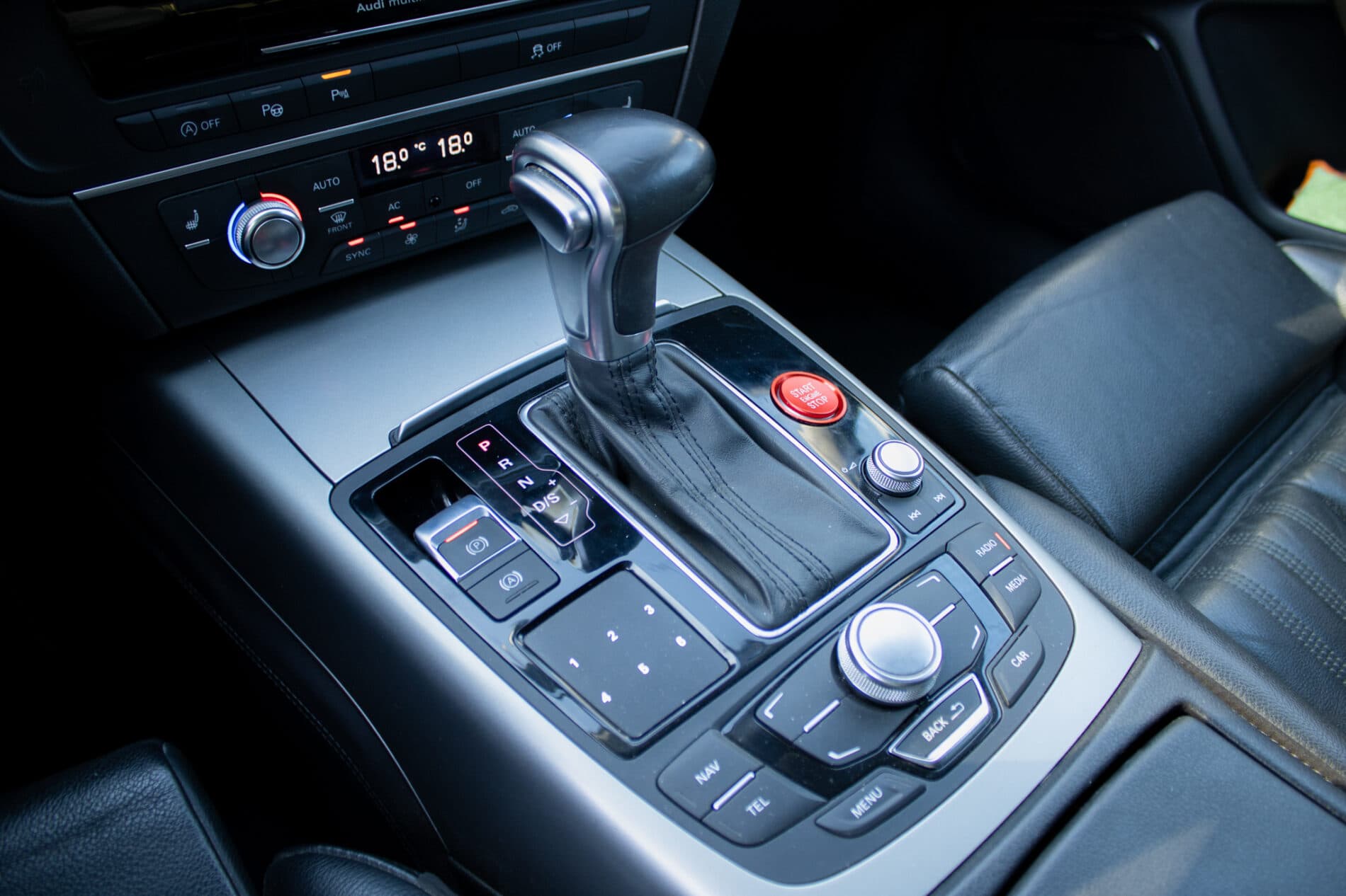 2012 AUDI A6, šedá sedan, 257 048 km