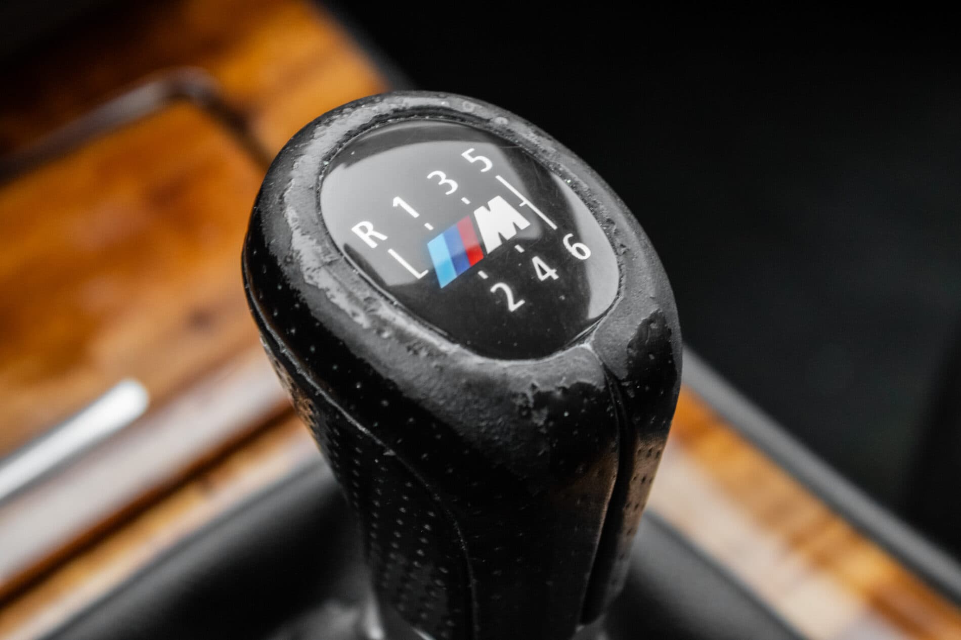 2011 BMW 325i, šedá kombi, 293 972 km