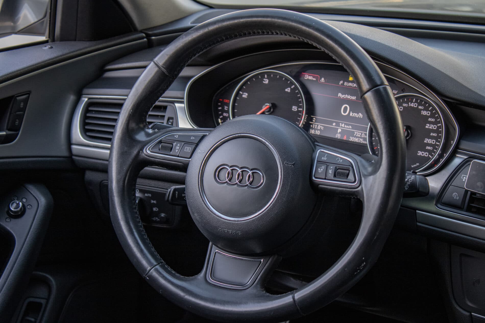 2011 AUDI A6, šedá kombi, 309 675 km