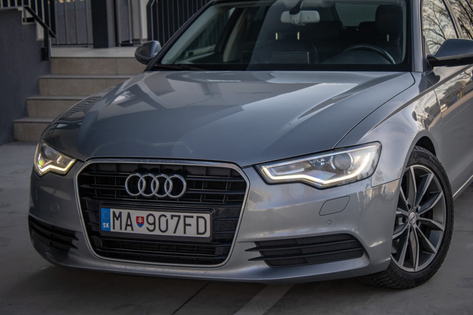 2011 AUDI A6, šedá kombi, 309 675 km
