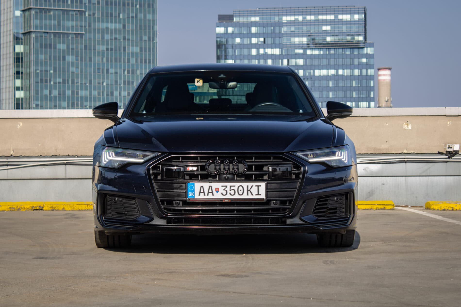 2021 AUDI S6, modrá sedan, 99 467 km
