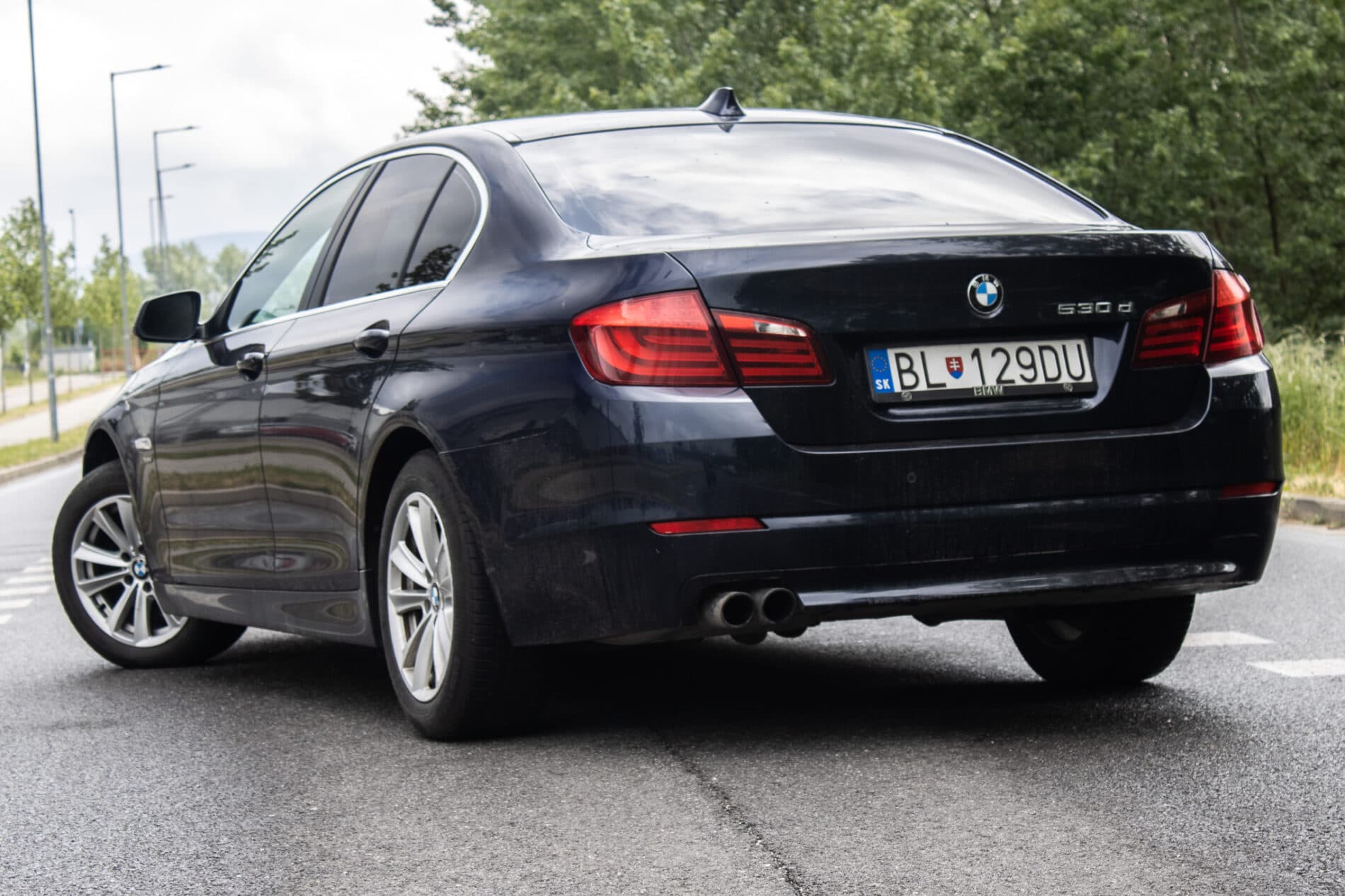 2012 BMW 530d, béžová sedan, 281 350 km
