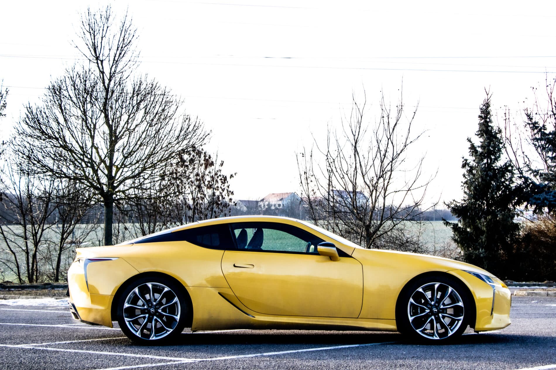 2023 Lexus LC 500, žlutá kupé, 33 321 km