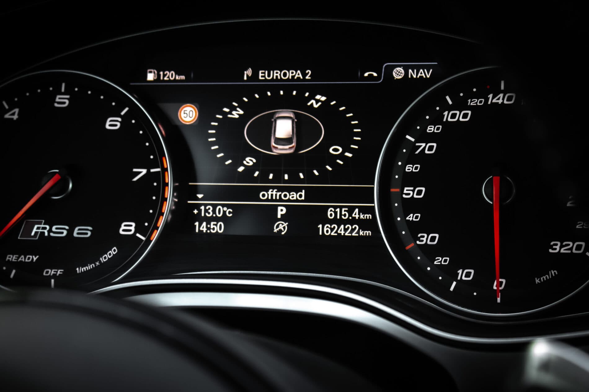 2016 AUDI RS6 Perf., šedá kombi, 162 430 km