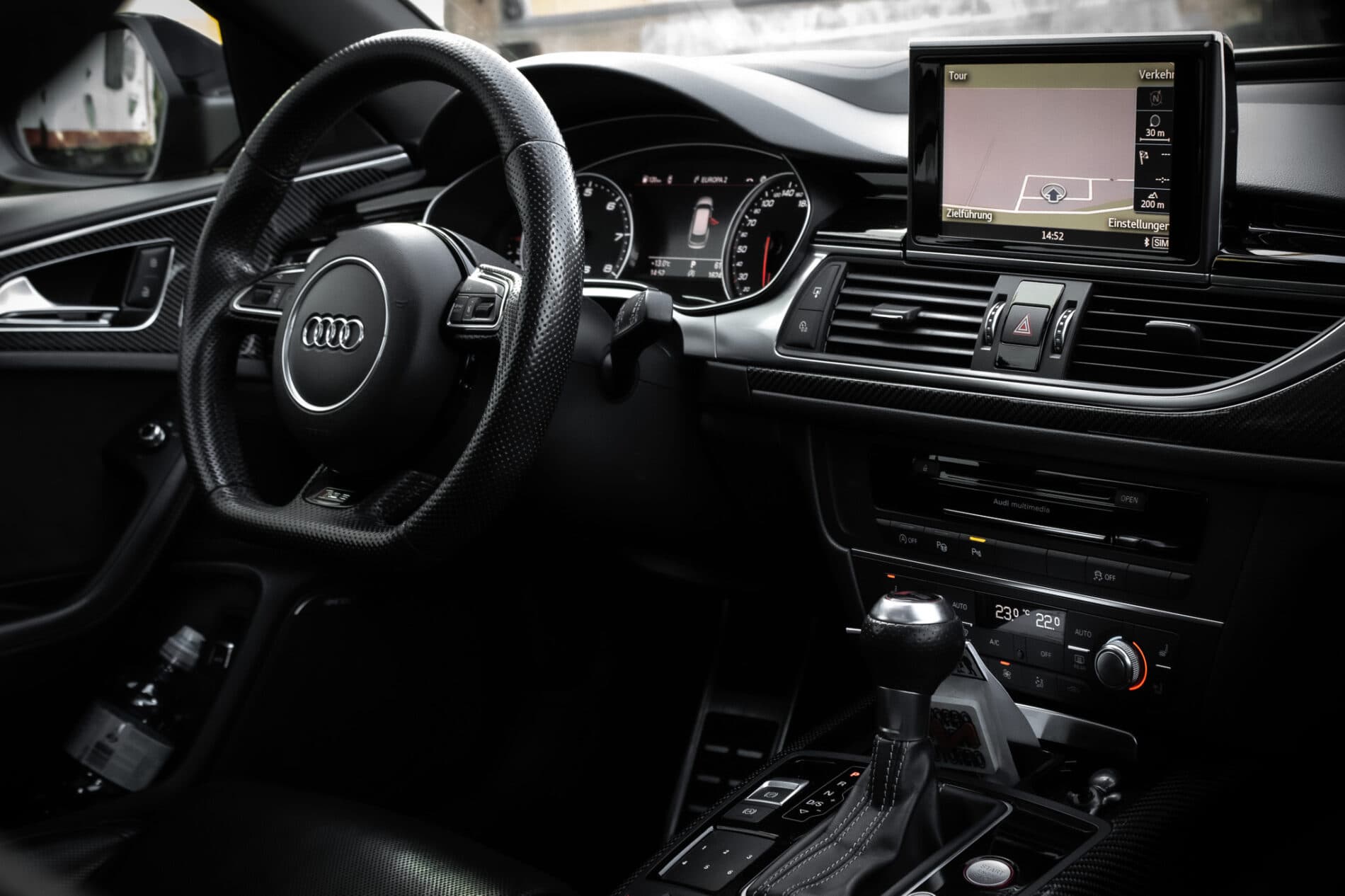 2016 AUDI RS6 Perf., šedá kombi, 162 430 km