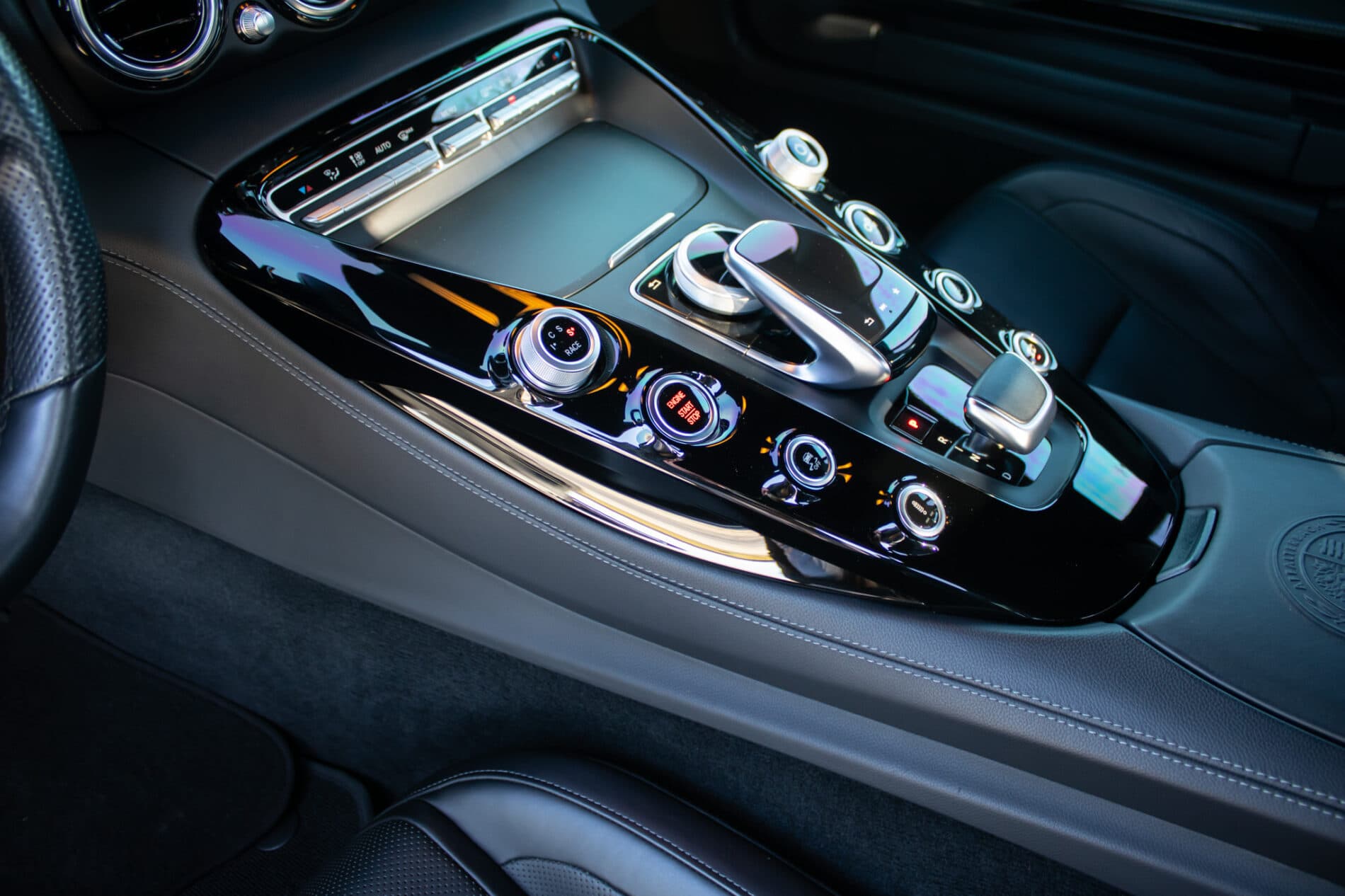 2018 Mercedes-Benz AMG GT S, červená kupé, 38 050 km